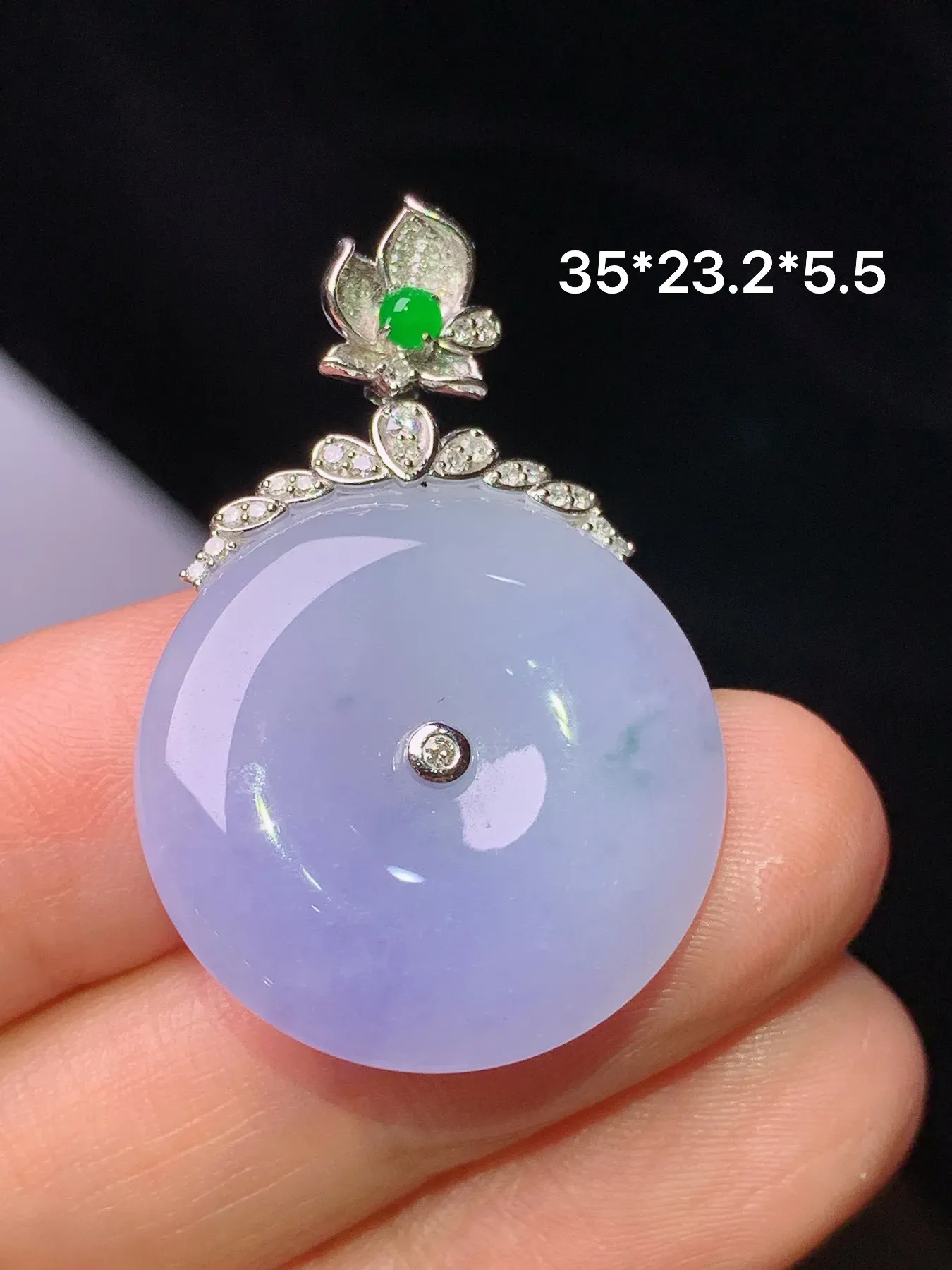18k金钻镶嵌紫罗兰平安扣吊坠 玉质细腻清新 水润亮眼 整体尺寸35*23.2*5.5