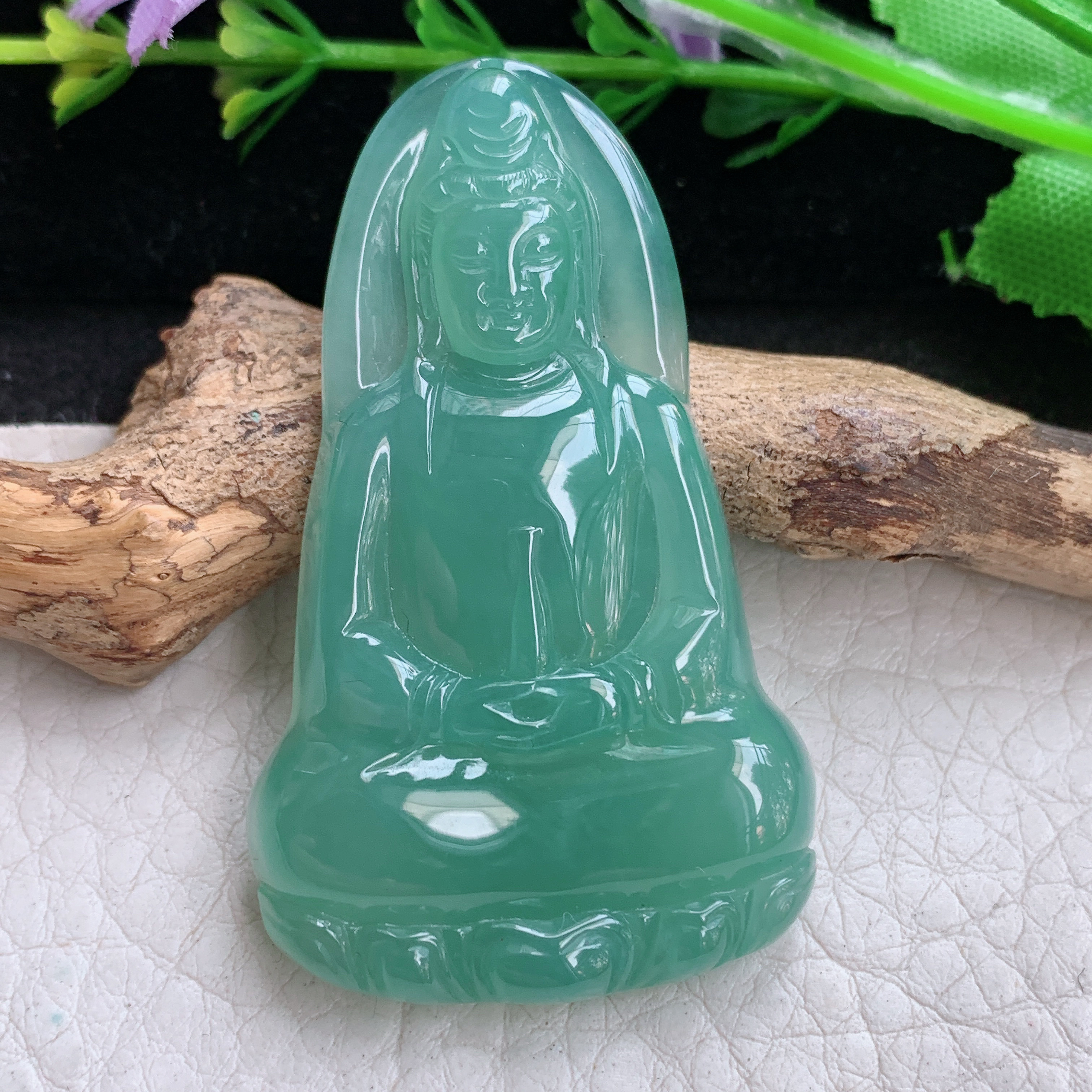 sd自然光50.2*30.8*5.8天然缅甸翡翠冰种油绿素衣观音吊坠 净瓶菩萨玉坠