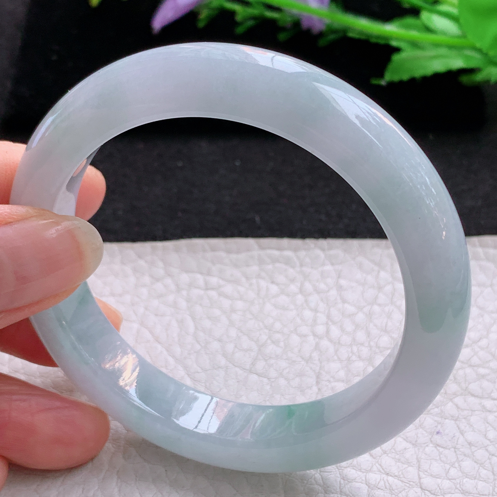 r年轻款55.6*11.6*8.8平安镯 天然缅甸翡翠A货蓝底飘花宽边玉手环