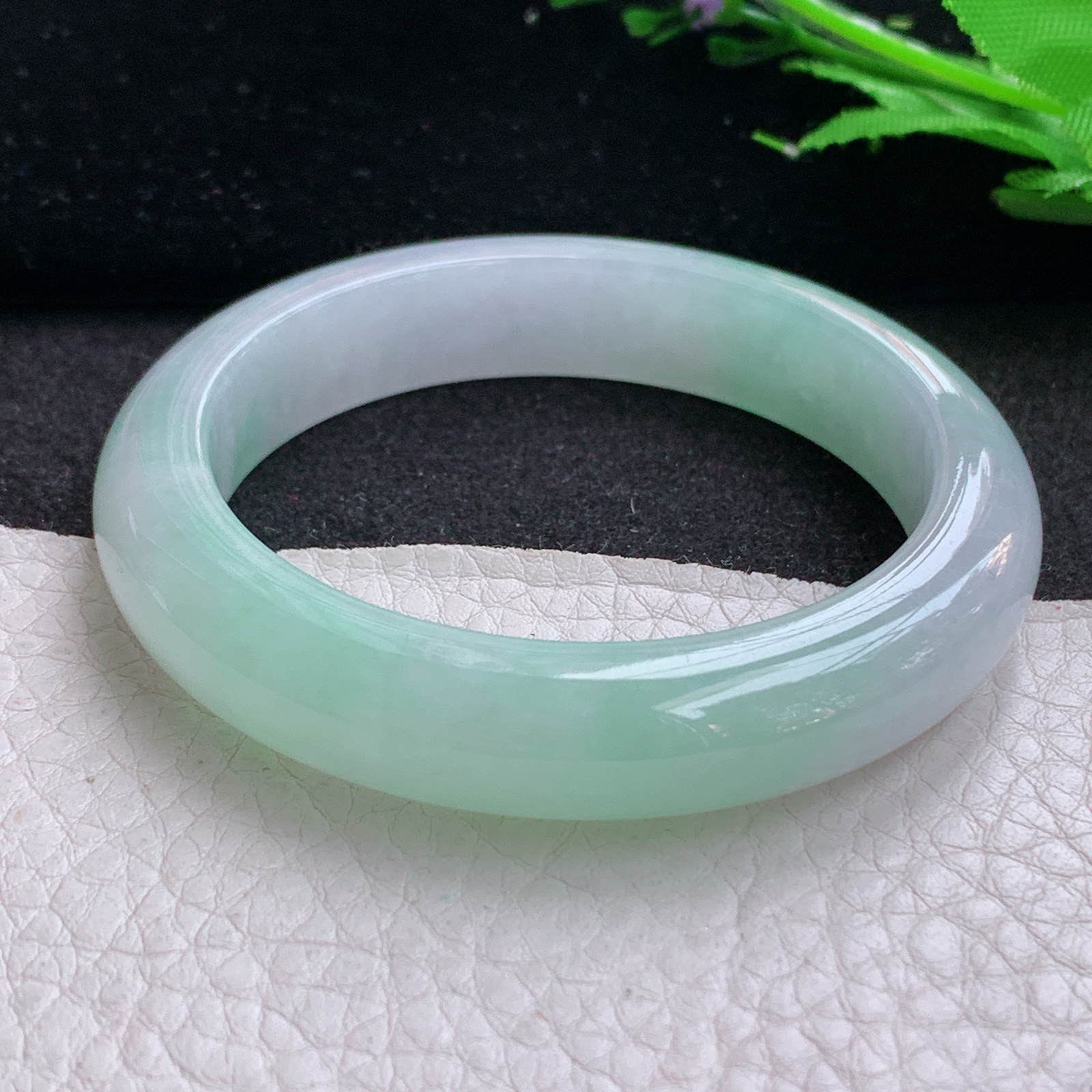 r小圈口清爽款52*11.4*8.4平安镯 天然缅甸翡翠A货冰绿宽边玉手环