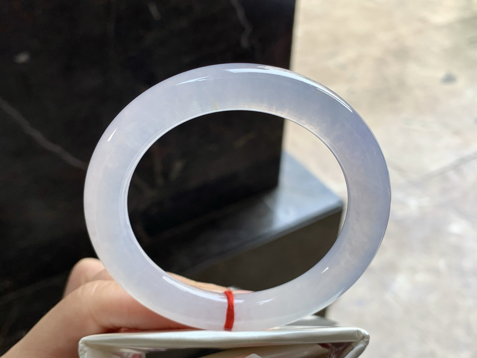 56-10.3

冰种圆条手镯^_^清透