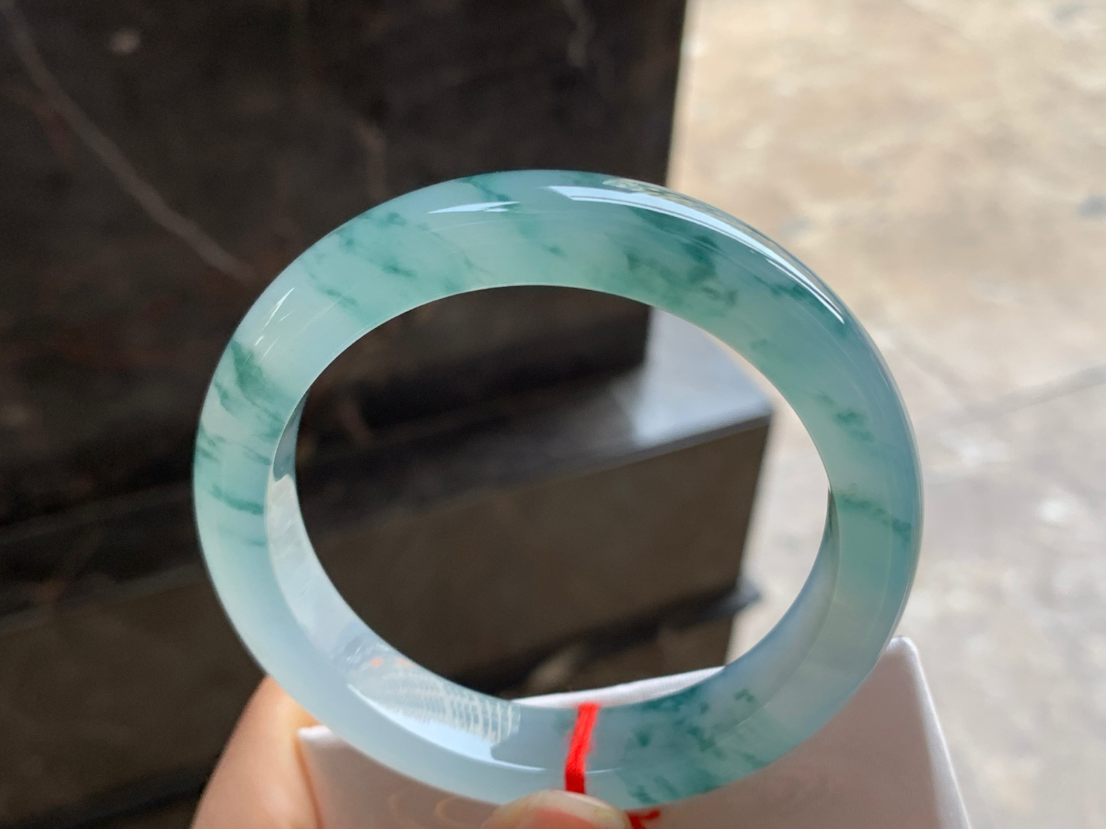 57.5-12.5-9

冰种蓝花手飘花灵韵