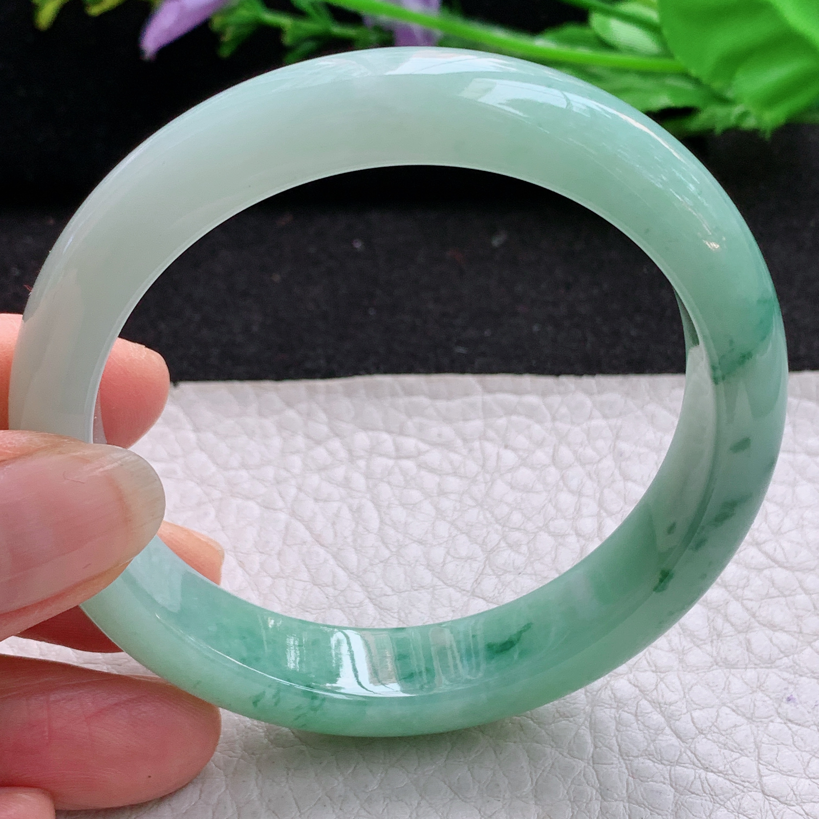 nr飘逸款56*12*8平安镯 天然缅甸翡翠A货细润飘花宽边玉手环