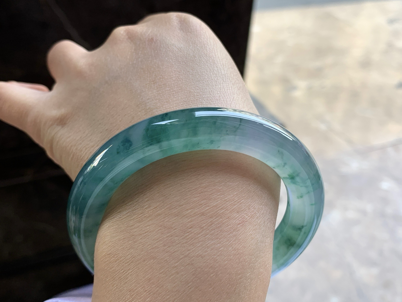 56.5-10.7

冰种蓝花圆条手镯^_^鲜艳 颜色好看 种水好