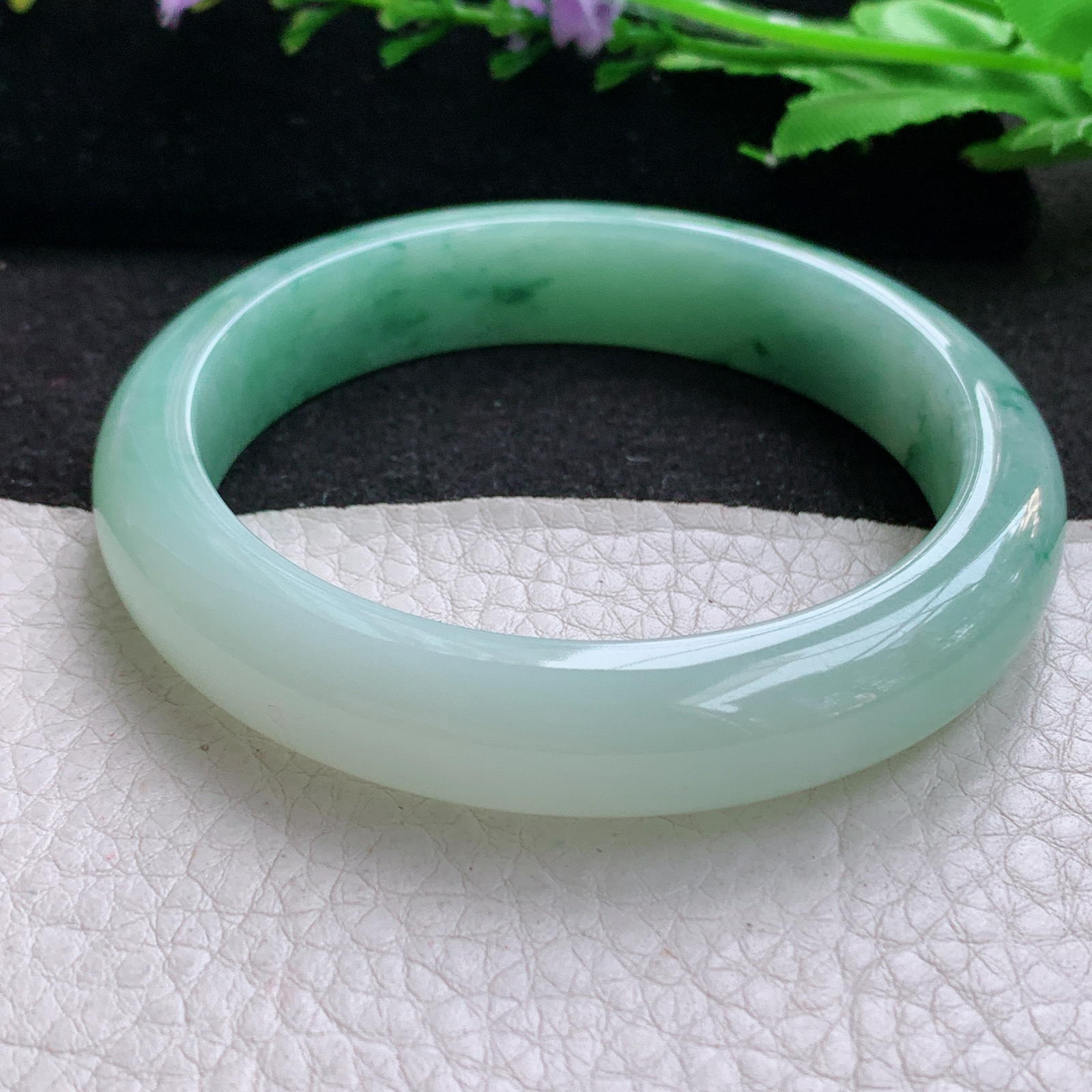 nr飘逸款56*12*8平安镯 天然缅甸翡翠A货细润飘花宽边玉手环