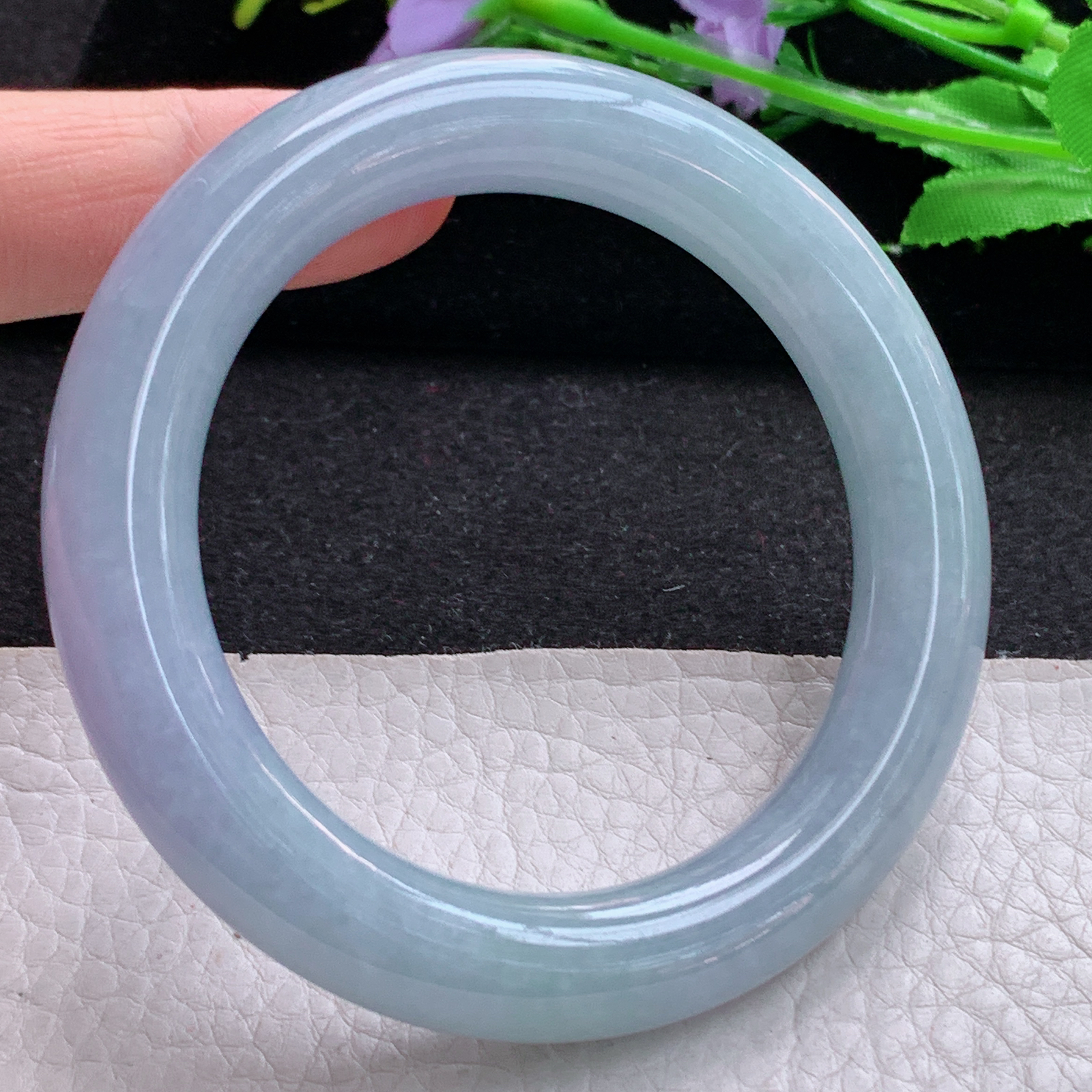 z实拍55*11.2胖圆镯 天然缅甸翡翠A货胶感紫罗兰圆条玉手环