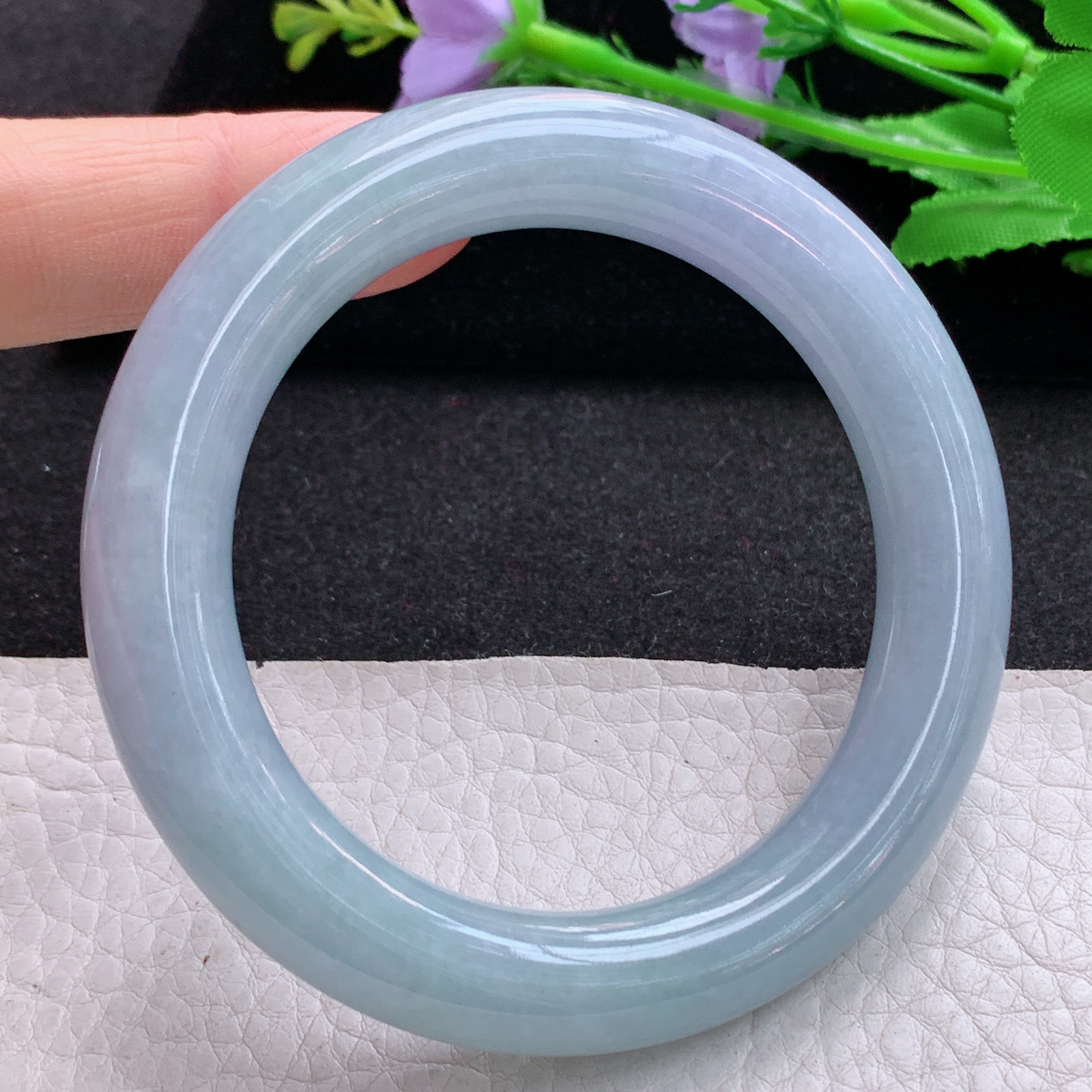 z实拍55*11.2胖圆镯 天然缅甸翡翠A货胶感紫罗兰圆条玉手环
