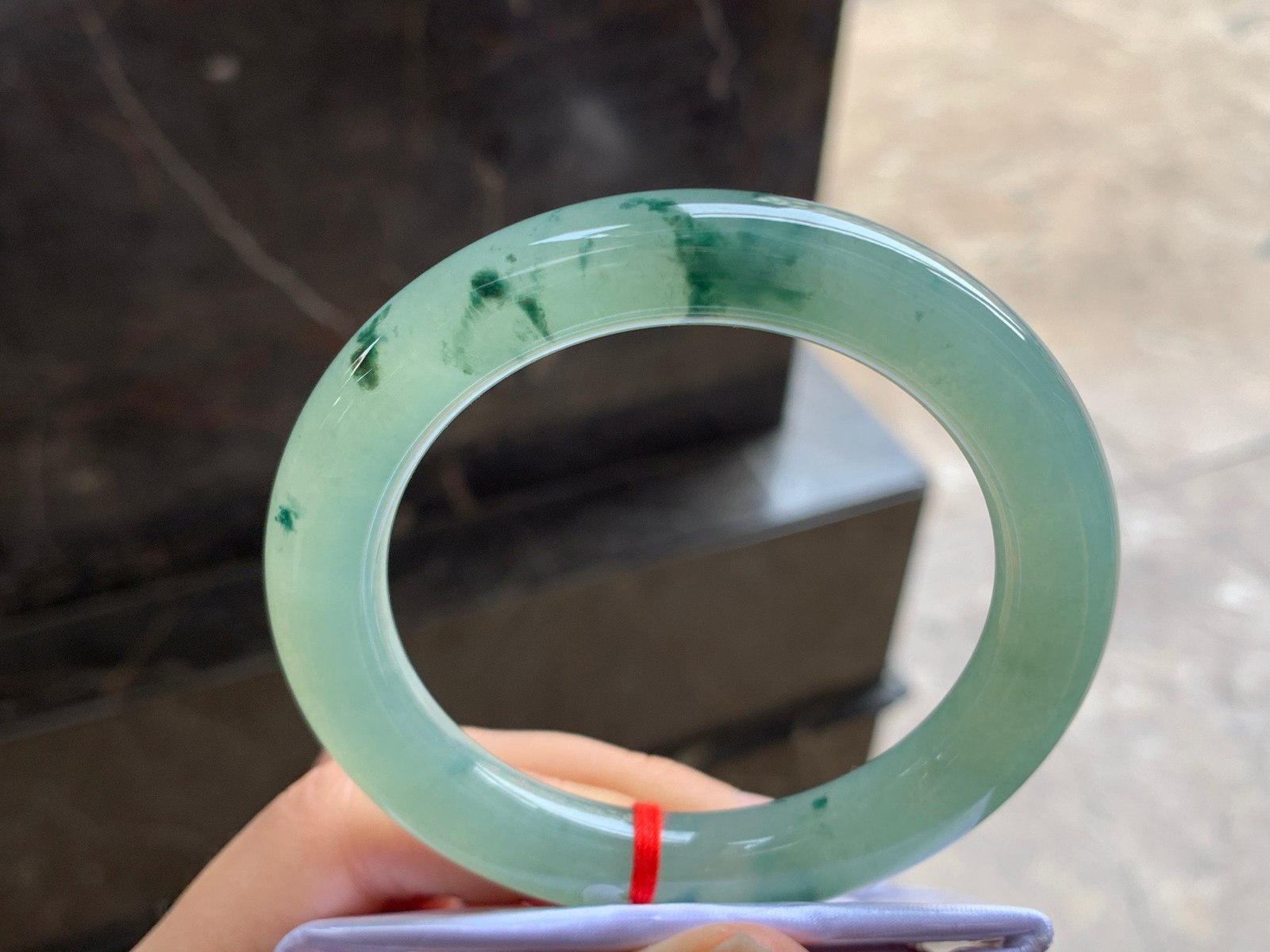 56-10.8

蓝花圆条手镯^_^飘花浓郁