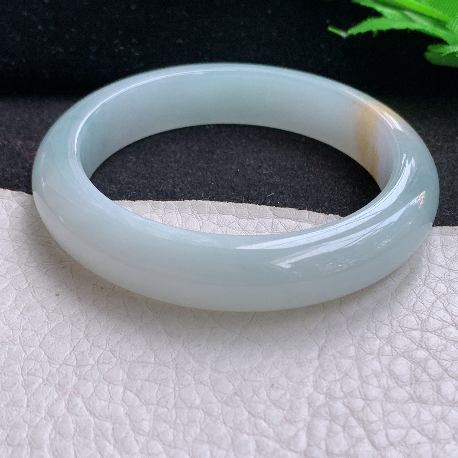 h实拍54.8*12.3*8.6招财镯 天然缅甸翡翠A冰蓝底飘花宽边玉手环