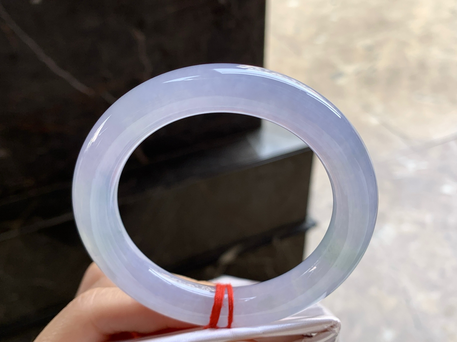 55.5-11.2

冰紫圆条手镯^_^种水好 鲜艳