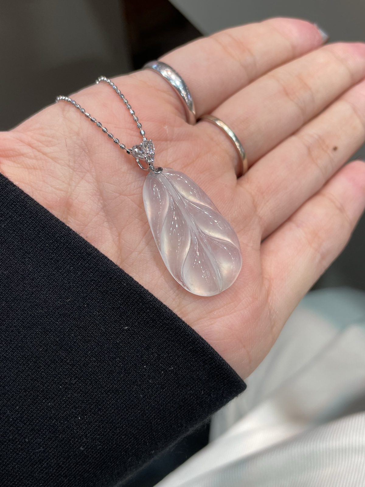 白冰 起光 羽毛叶吊坠

18k金扣头