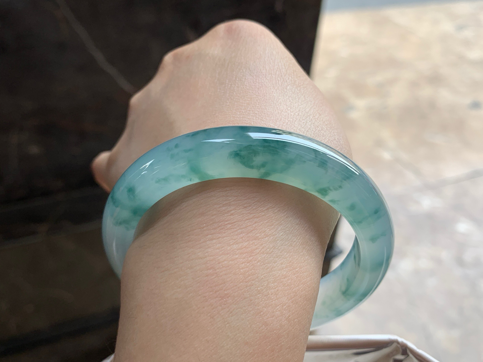 57.5-12.5-9

冰种蓝花手飘花灵韵