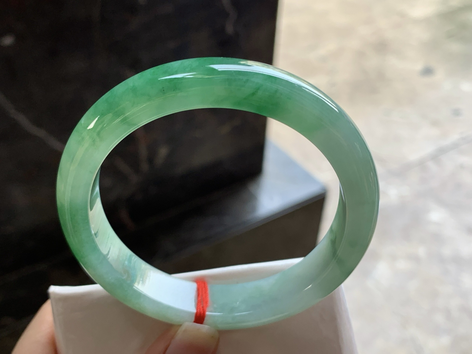 58-12.3-8.2

辣绿色手镯^_^浓郁 鲜艳