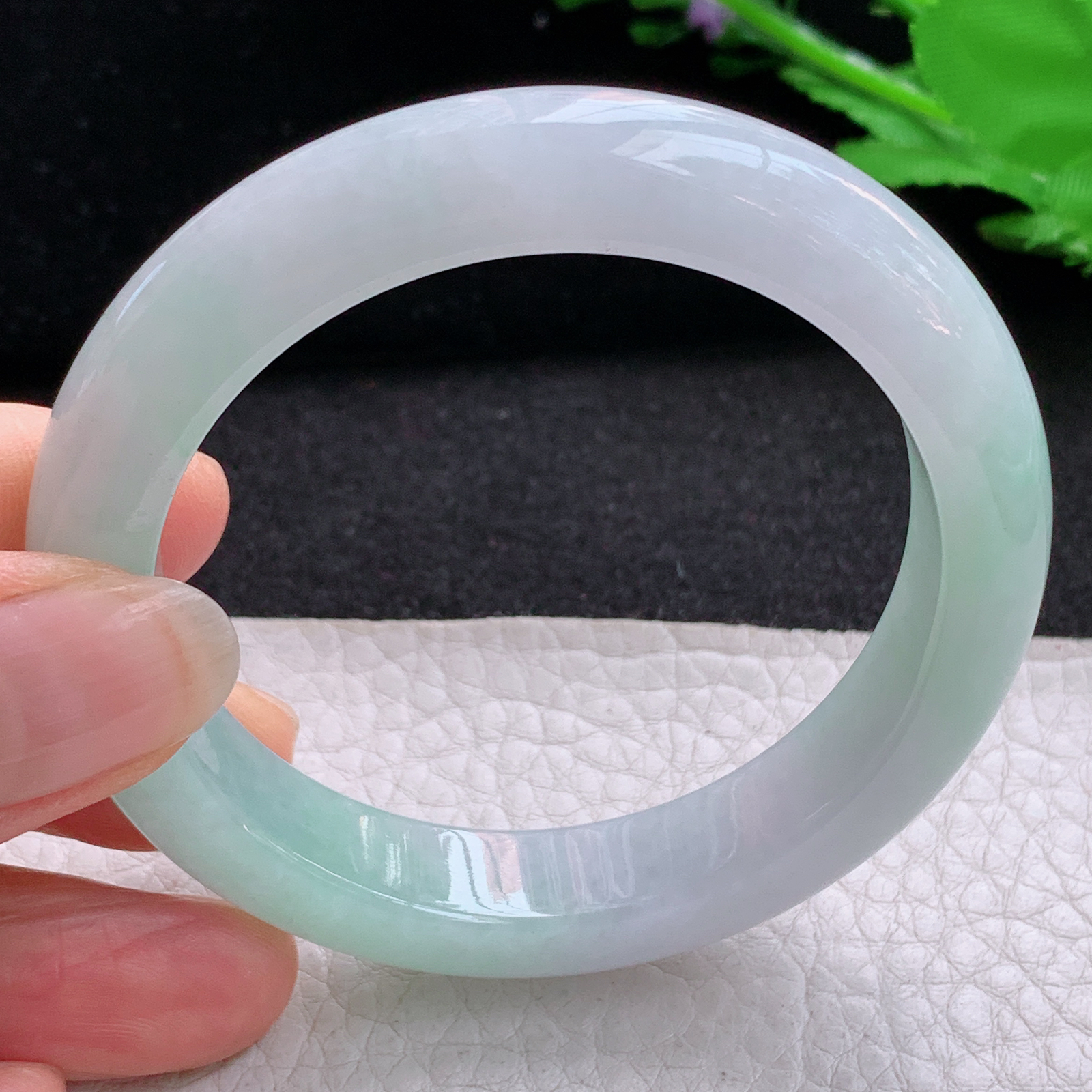 r小圈口清爽款52*11.4*8.4平安镯 天然缅甸翡翠A货冰绿宽边玉手环