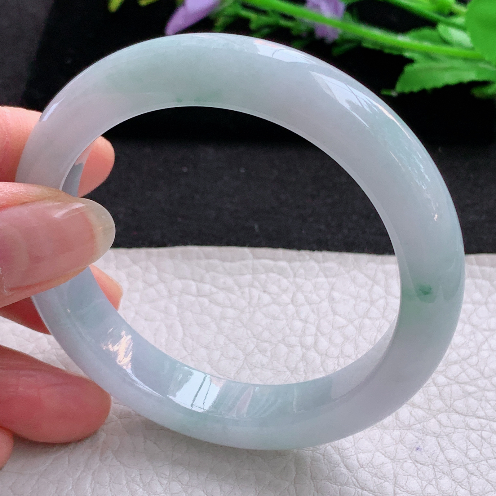 r年轻款55.6*11.6*8.8平安镯 天然缅甸翡翠A货蓝底飘花宽边玉手环