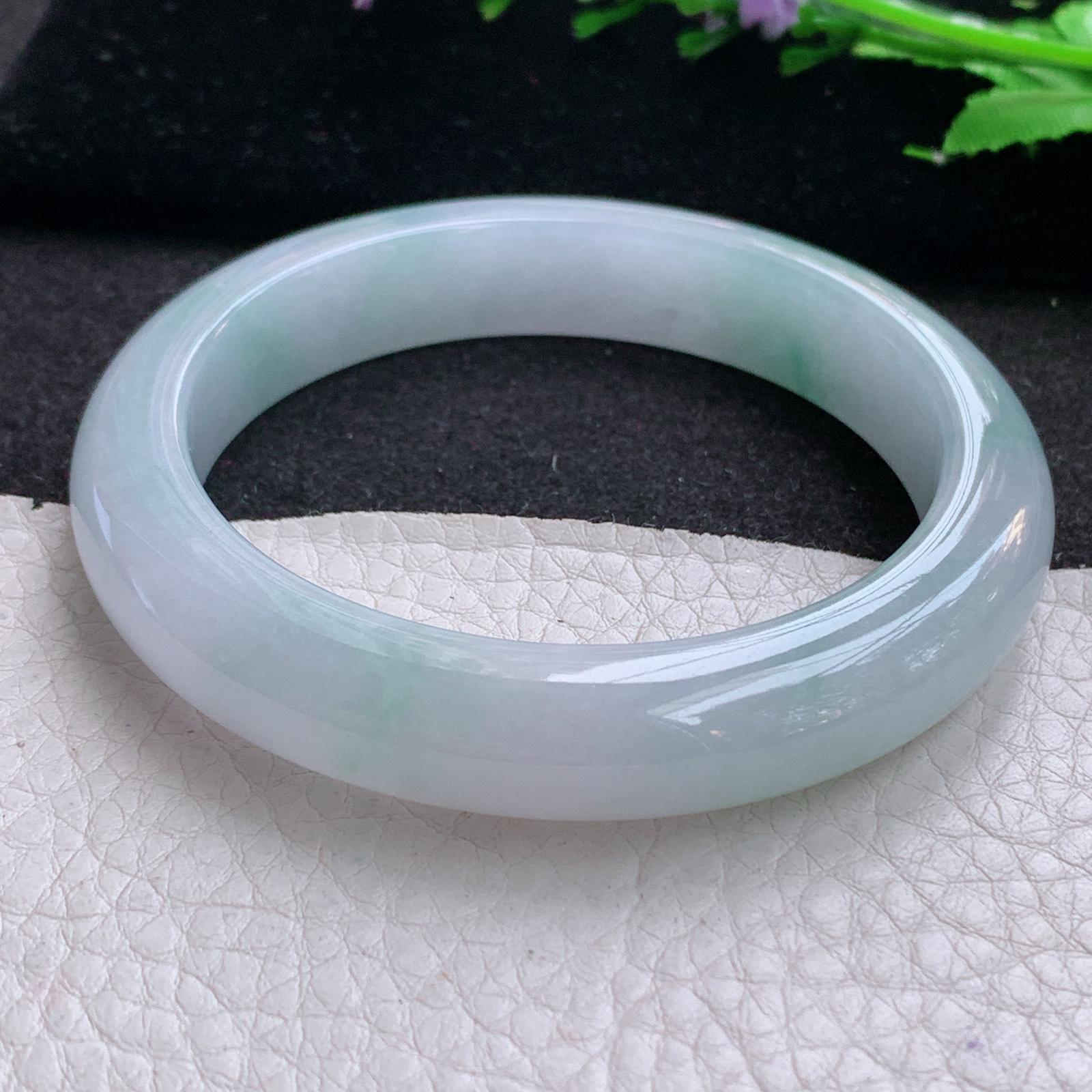 r年轻款55.6*11.6*8.8平安镯 天然缅甸翡翠A货蓝底飘花宽边玉手环