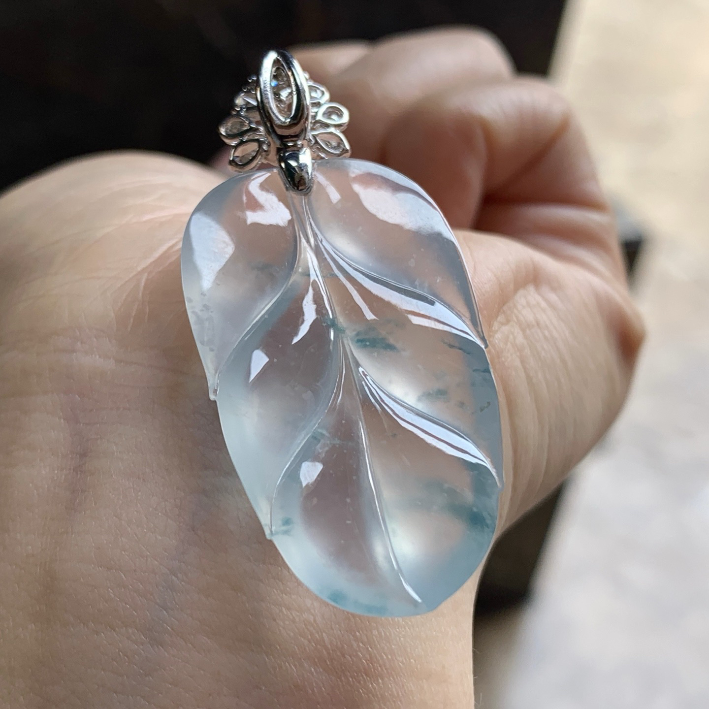 金扣高冰蓝花叶子^_^透亮 荧光十足 饱满