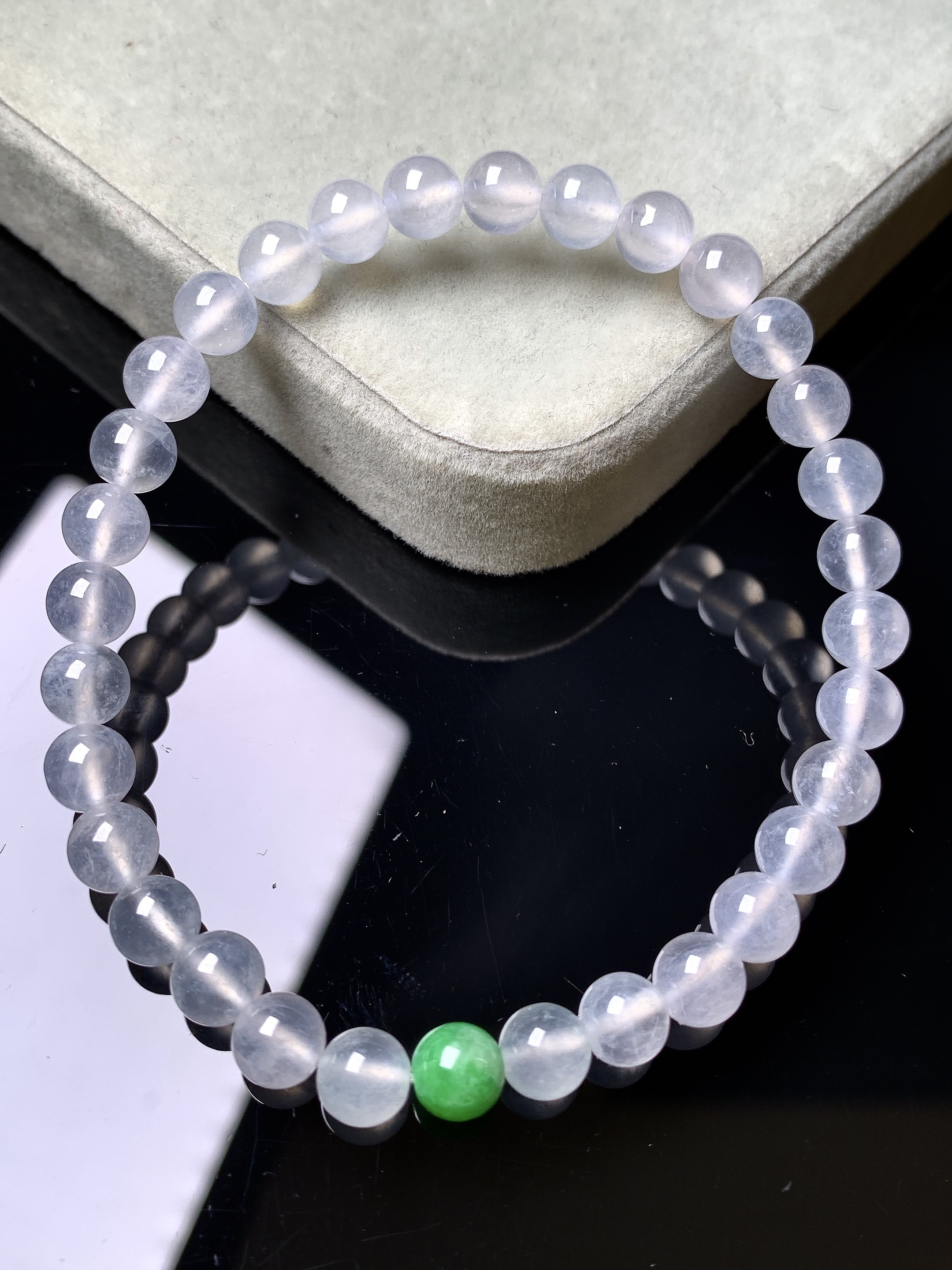 冰种圆珠手链 玉质细腻 色泽艳丽清新 整体尺寸6