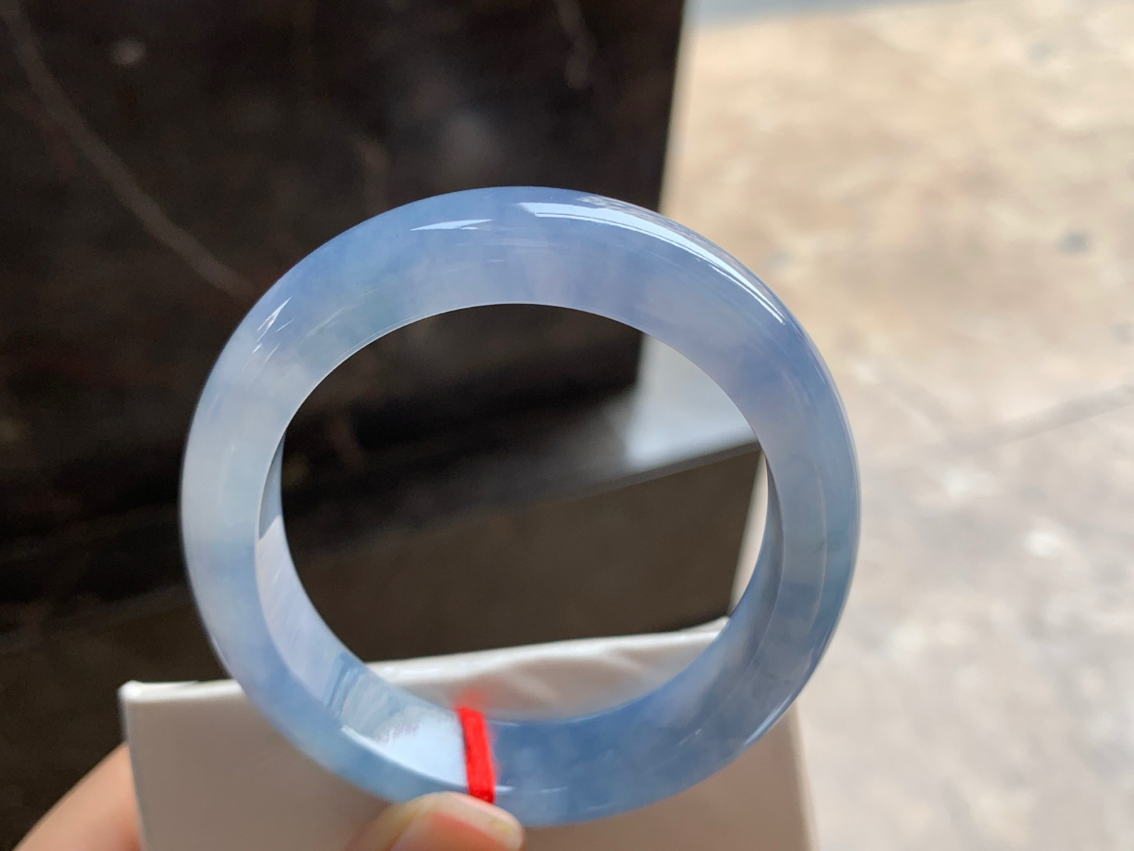 55.2-11.7-7.9

紫罗兰贵妃手镯^_^清新 起光 正圈53可以带