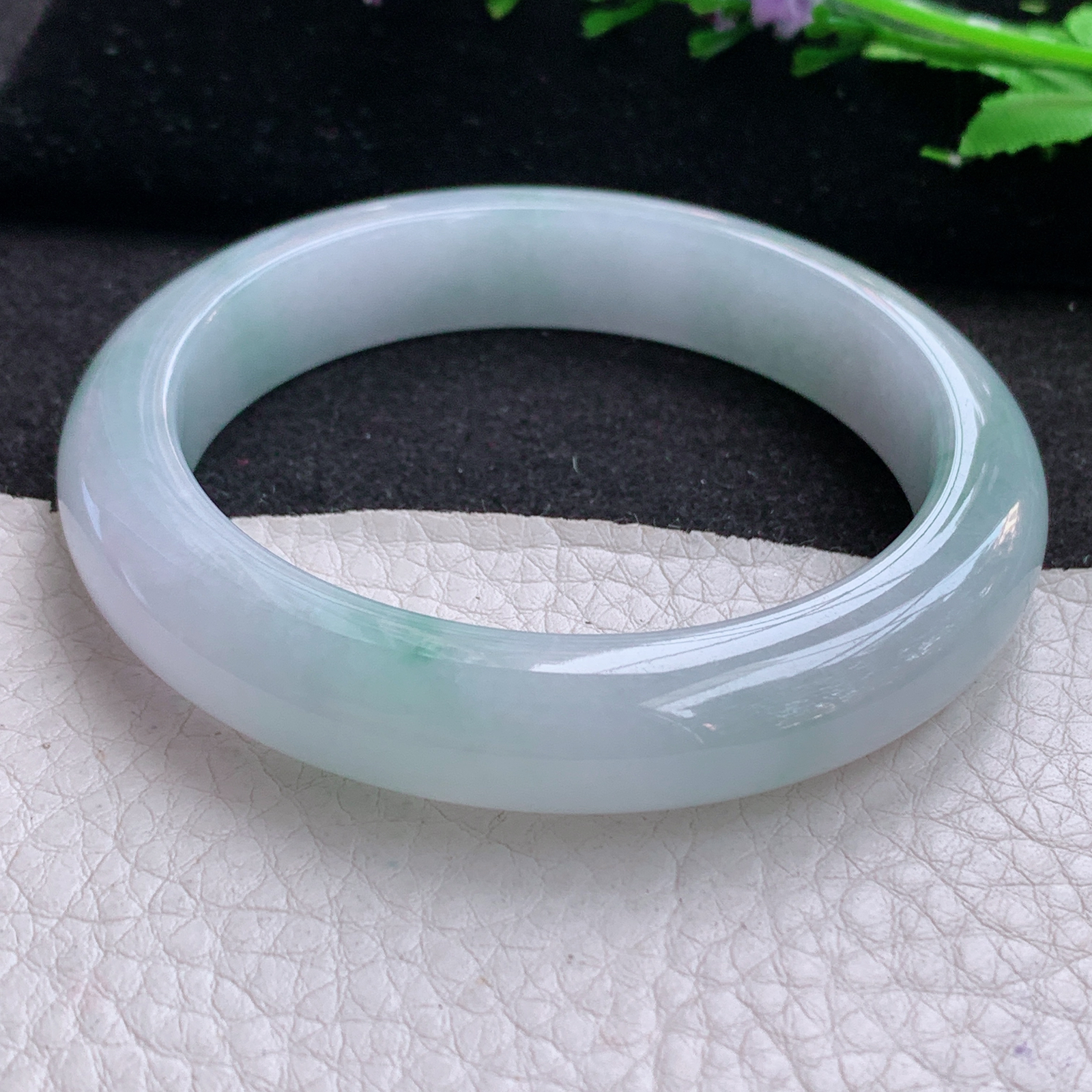 r年轻款55.6*11.6*8.8平安镯 天然缅甸翡翠A货蓝底飘花宽边玉手环