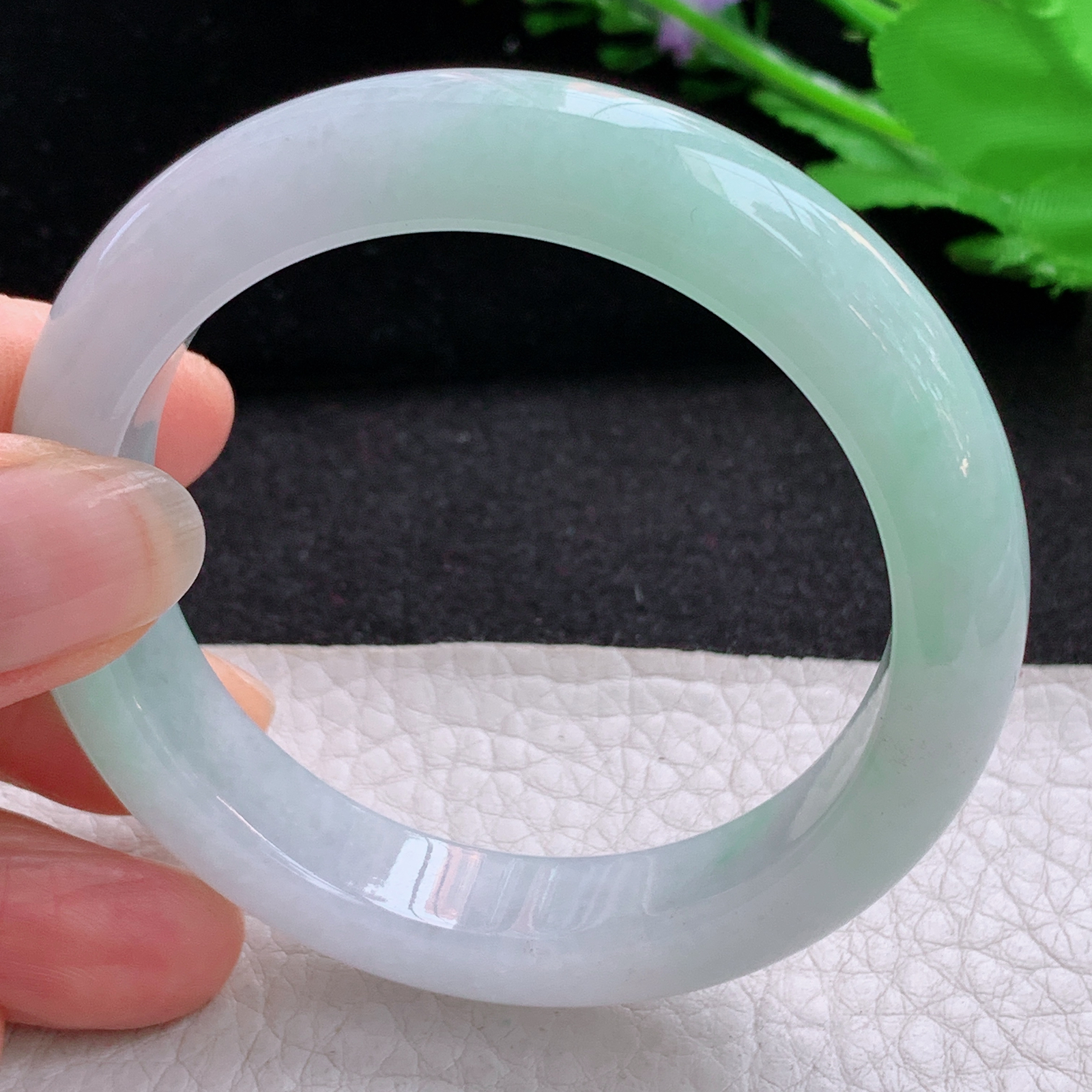 r小圈口清爽款52*11.4*8.4平安镯 天然缅甸翡翠A货冰绿宽边玉手环