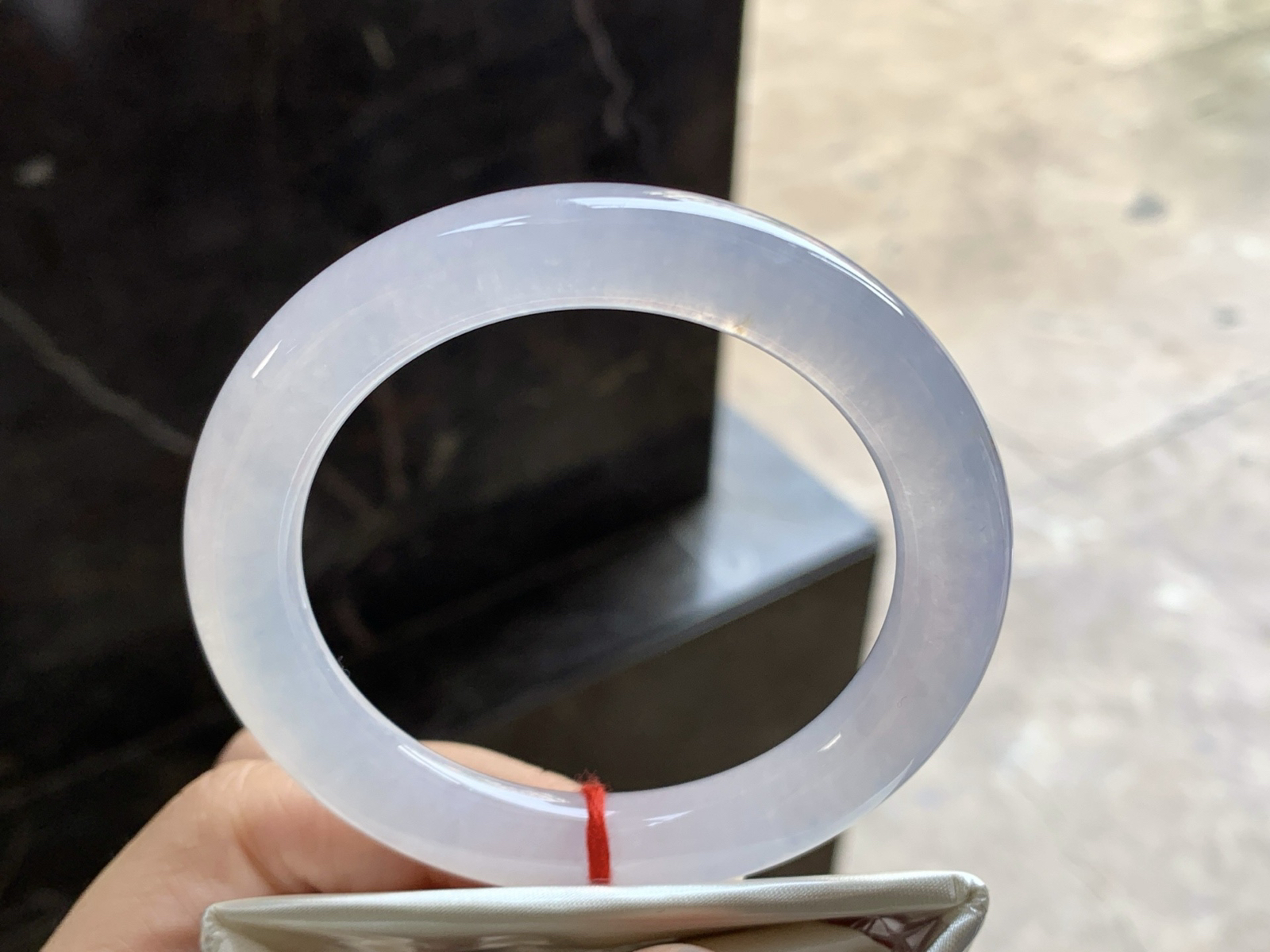 56-10.3

冰种圆条手镯^_^清透