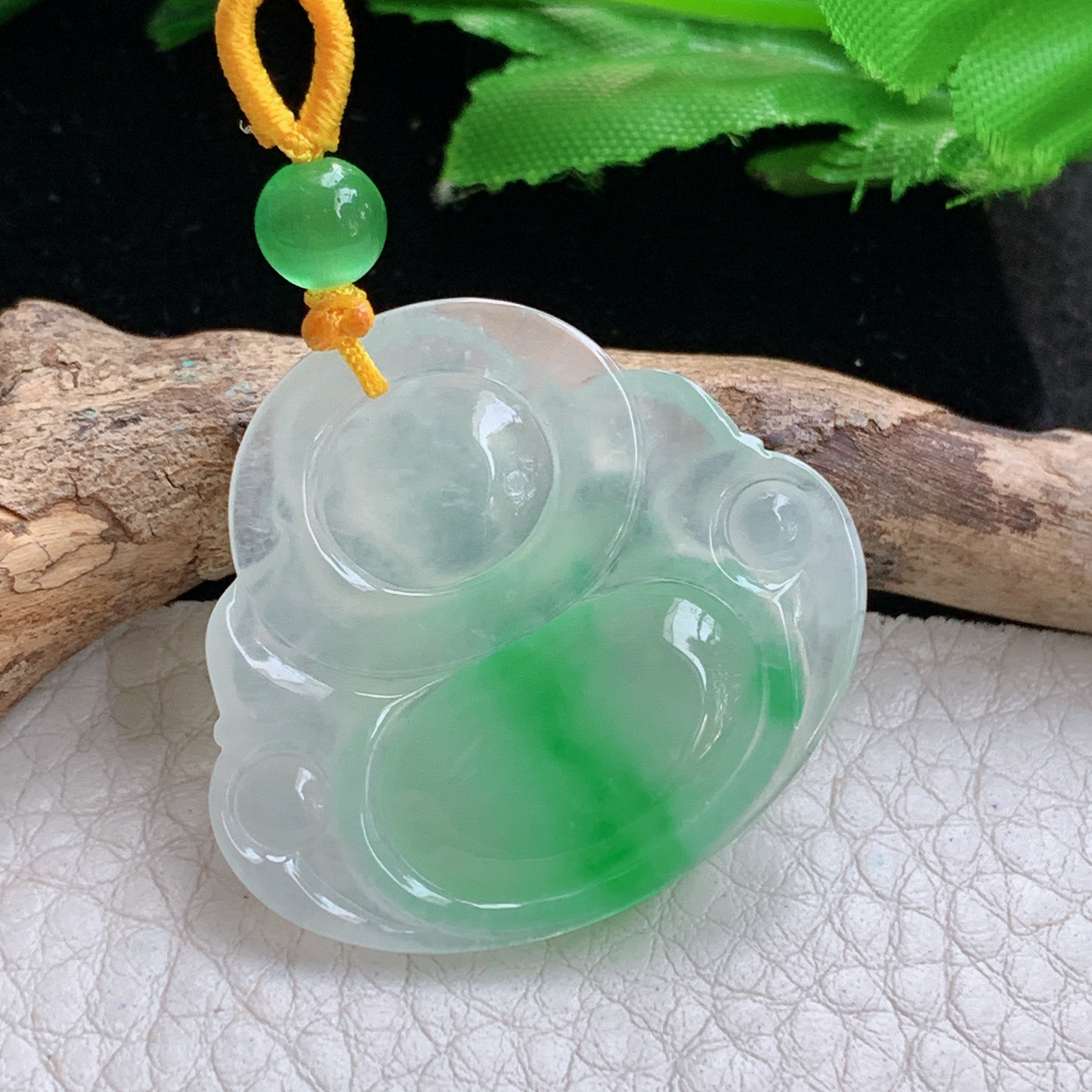 gp 实拍29.8*33.3*6缅甸天然翡翠冰种阳绿佛公吊坠精品弥勒佛像玉坠