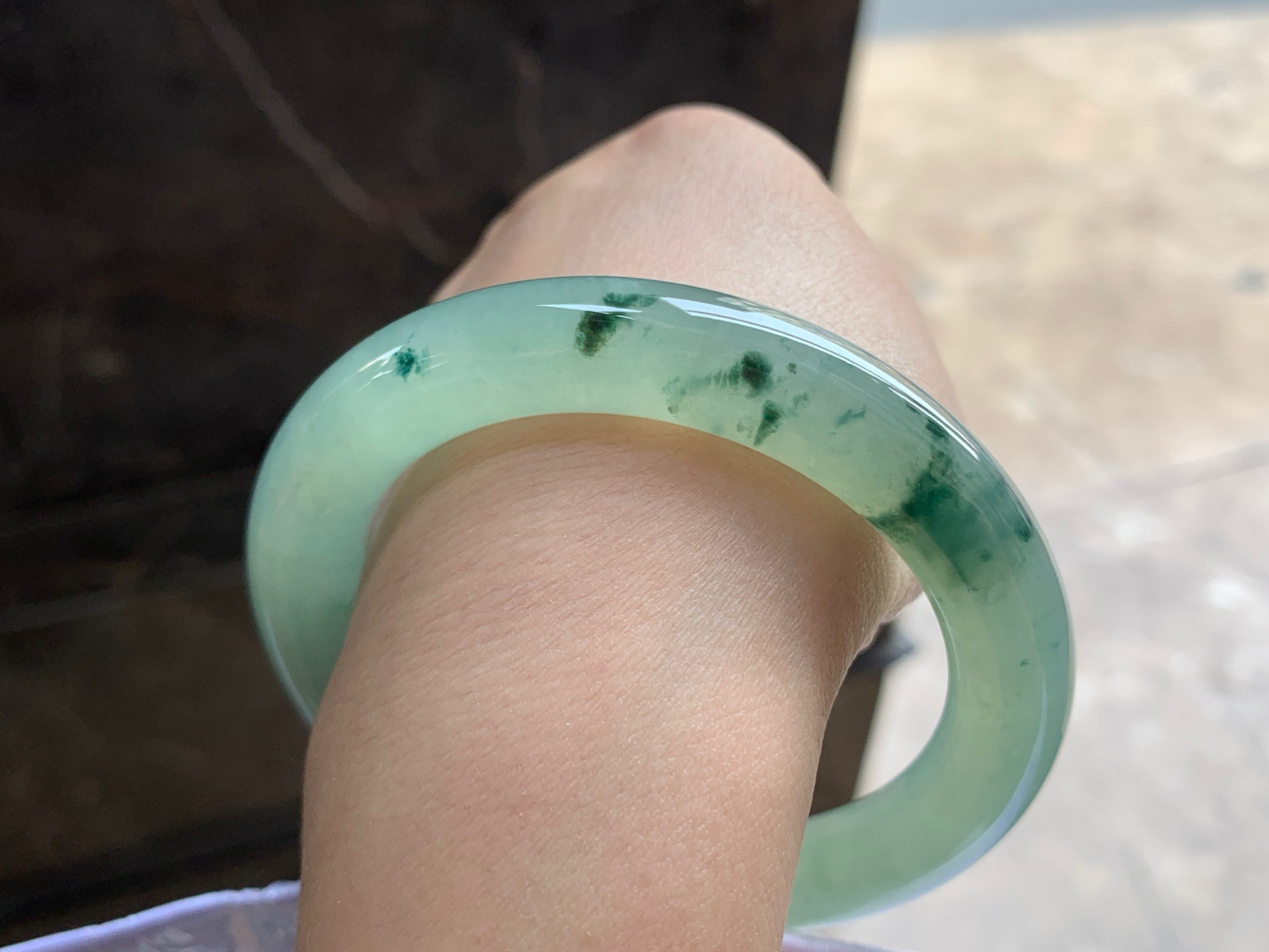 56-10.8

蓝花圆条手镯^_^飘花浓郁