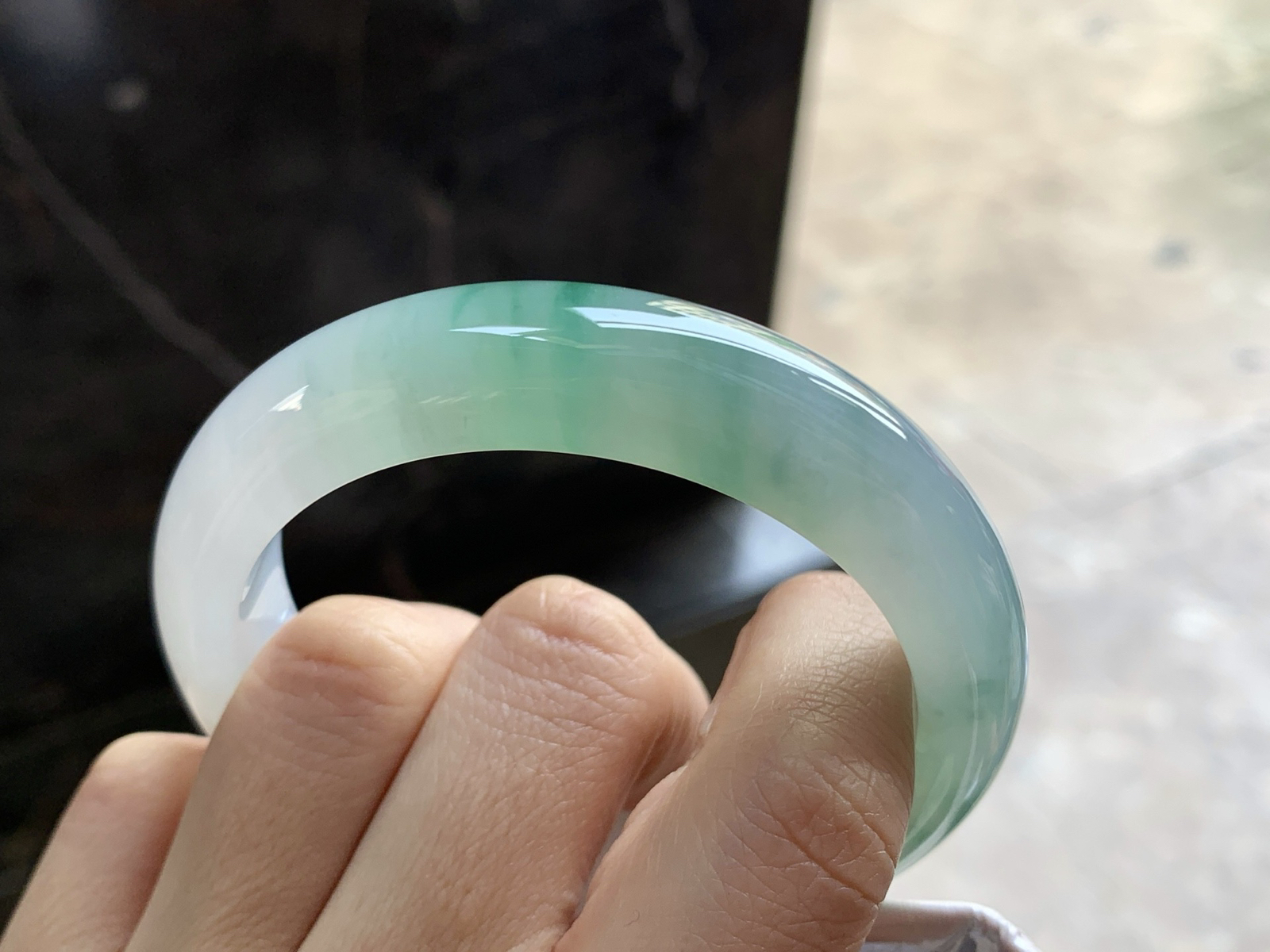 55-13-8.6

绿花手镯^_^清新细腻