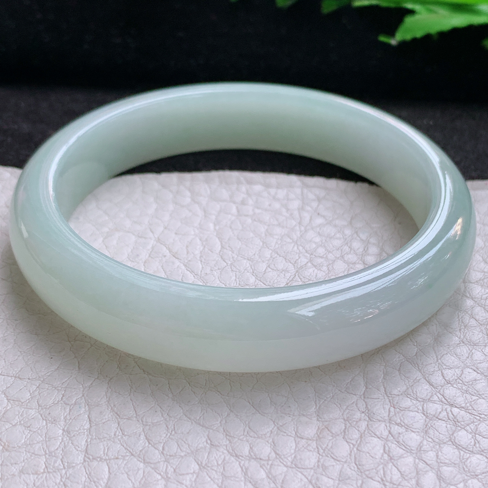 xx实拍58*12*7.8平安镯 天然缅甸翡翠A货晴绿冰胶宽边玉手环