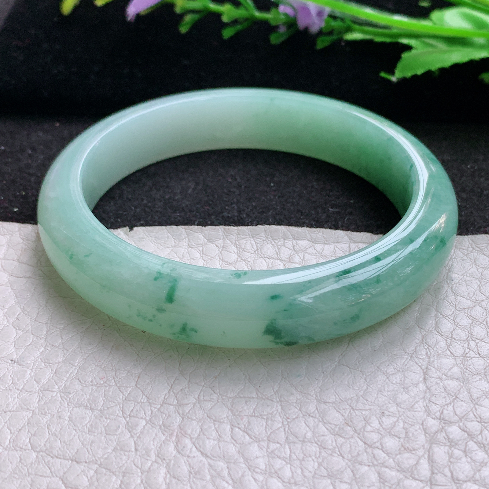 nr飘逸款56*12*8平安镯 天然缅甸翡翠A货细润飘花宽边玉手环