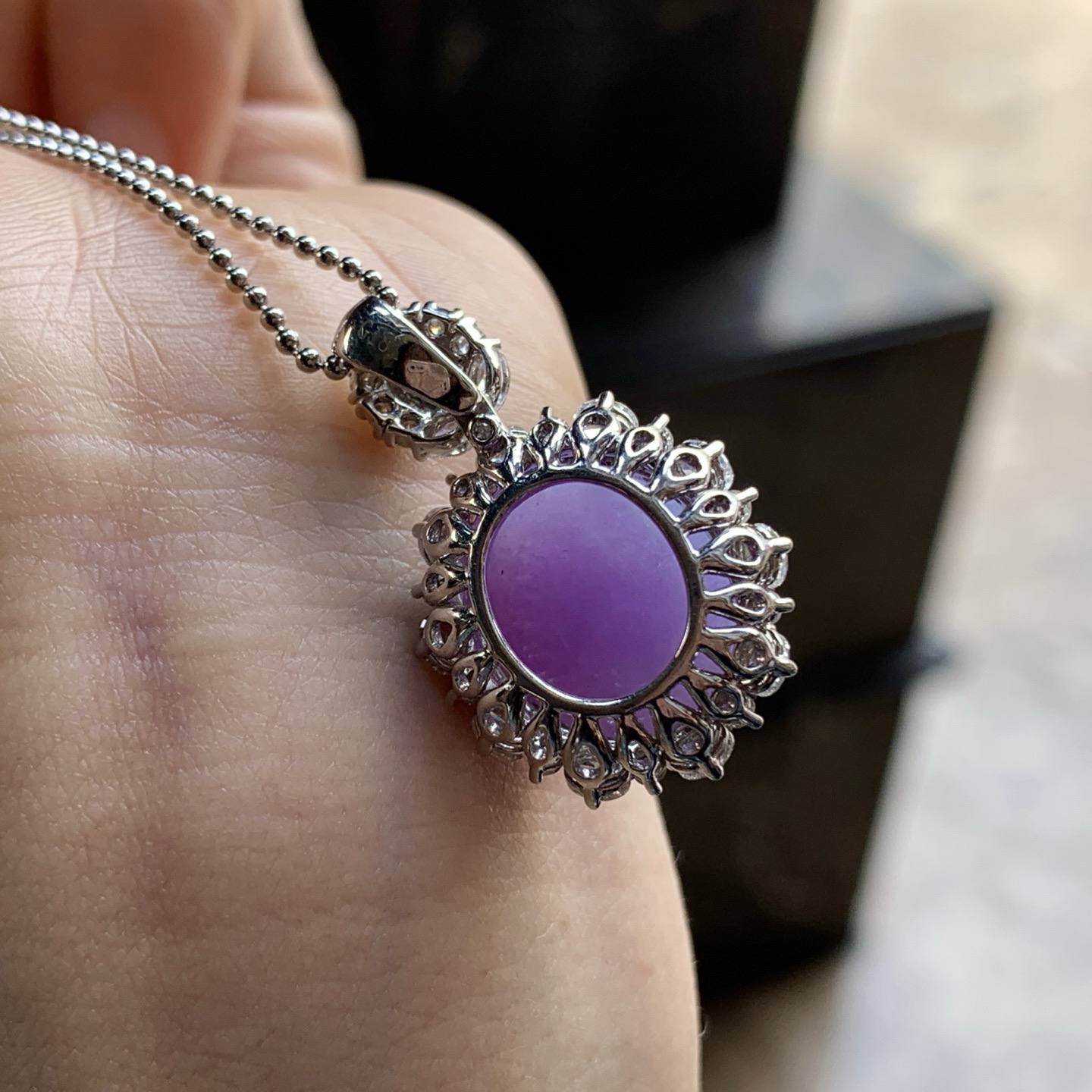 金钻镶嵌紫罗兰吊坠^_^颜色鲜艳 饱满