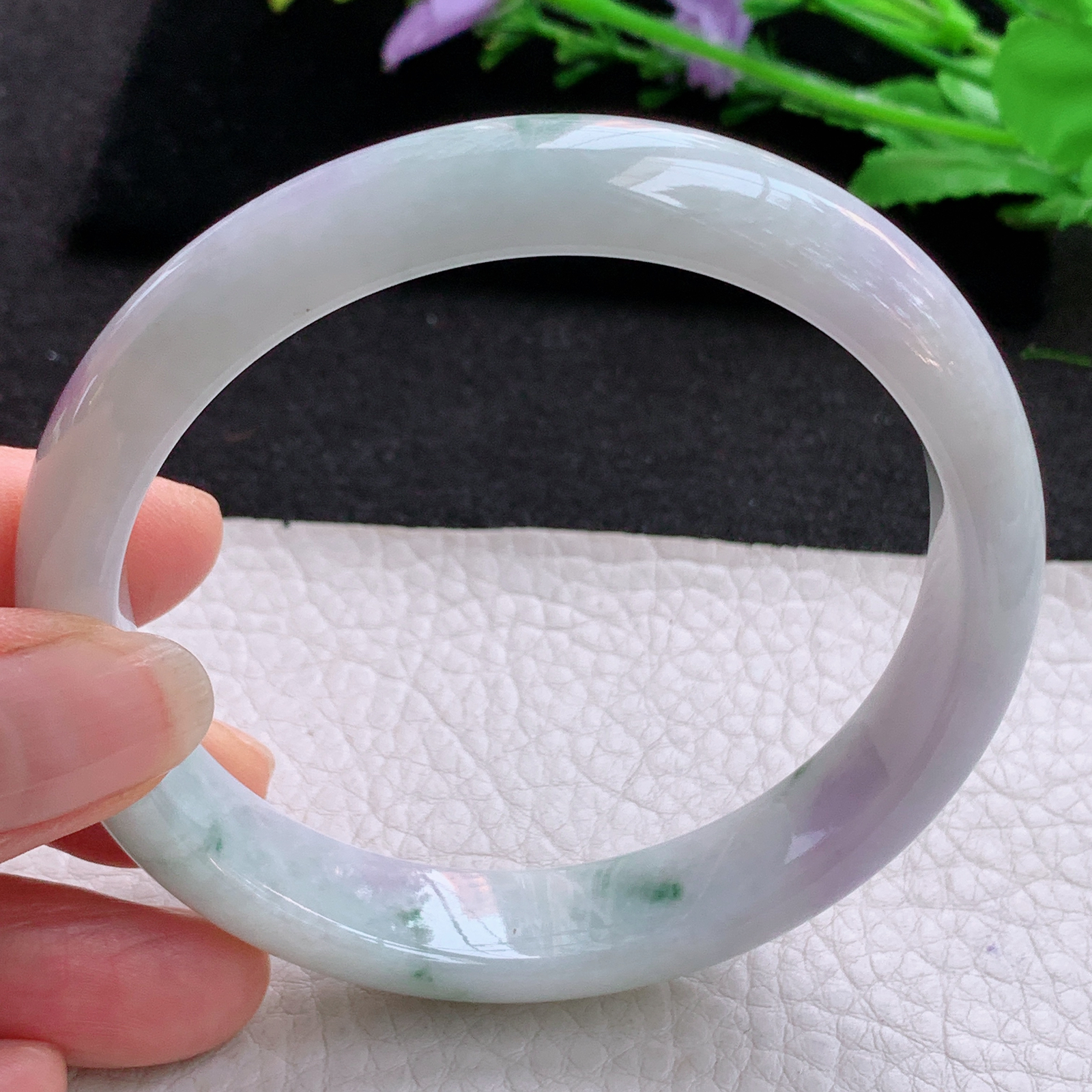 p大圈口62.5*13*8平安镯 天然缅甸翡翠A货春带彩水润宽边玉手环