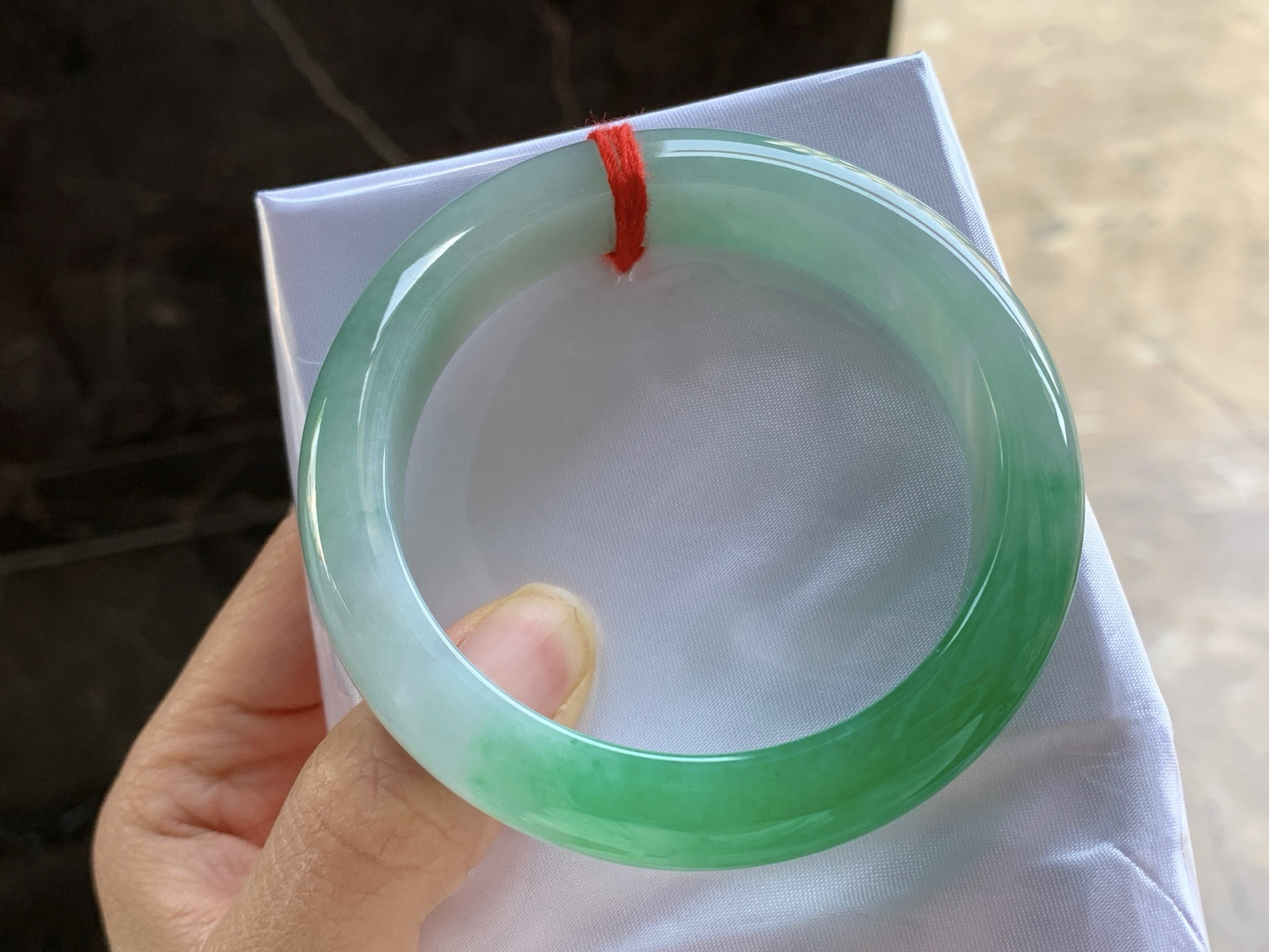 57-12.8-9.5

阳绿色手镯^_^颜色好看 鲜艳细腻