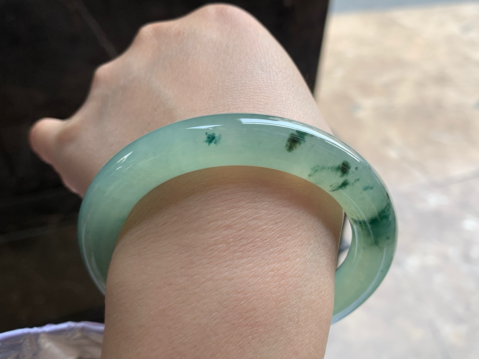 56-10.8

蓝花圆条手镯^_^飘花浓郁