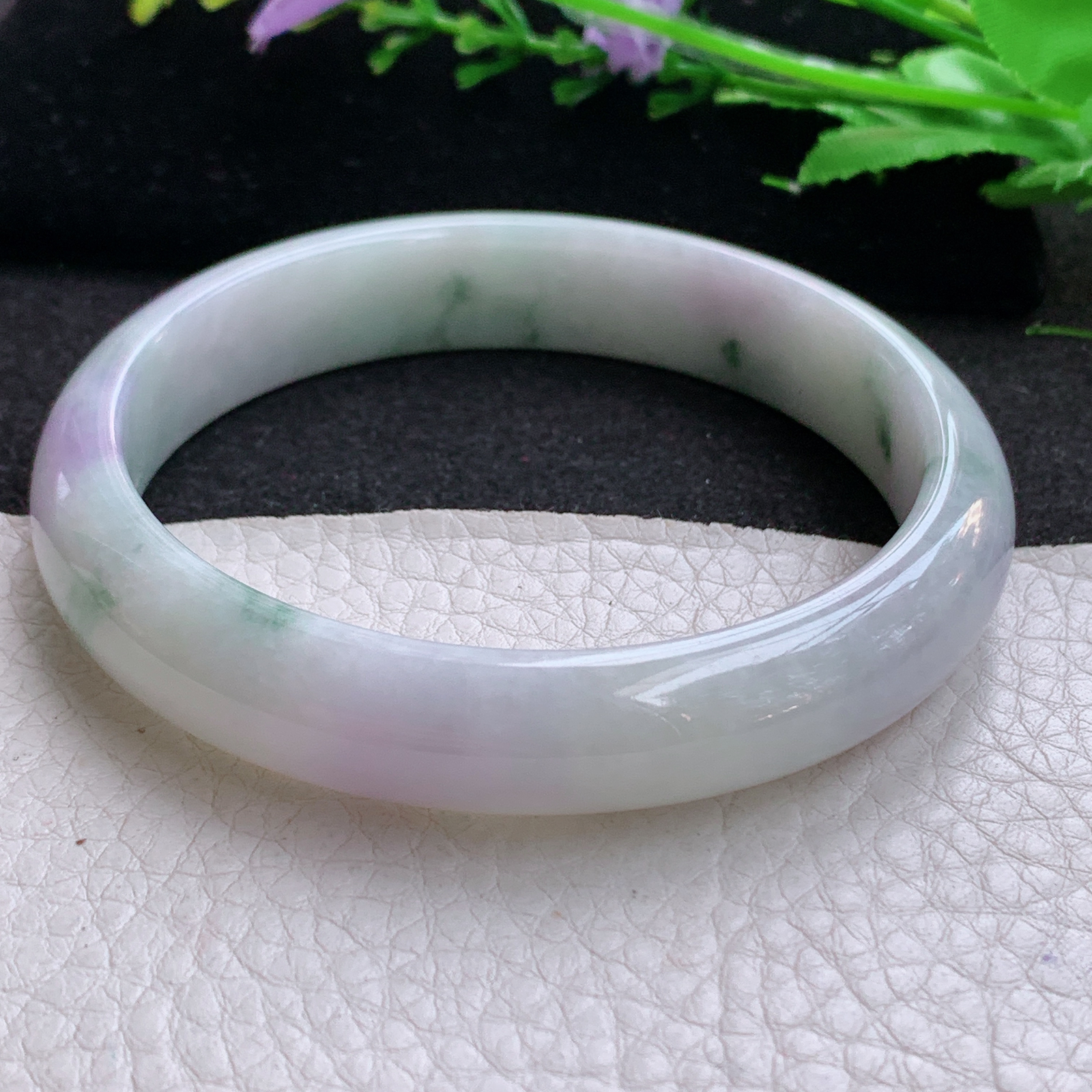 p大圈口62.5*13*8平安镯 天然缅甸翡翠A货春带彩水润宽边玉手环