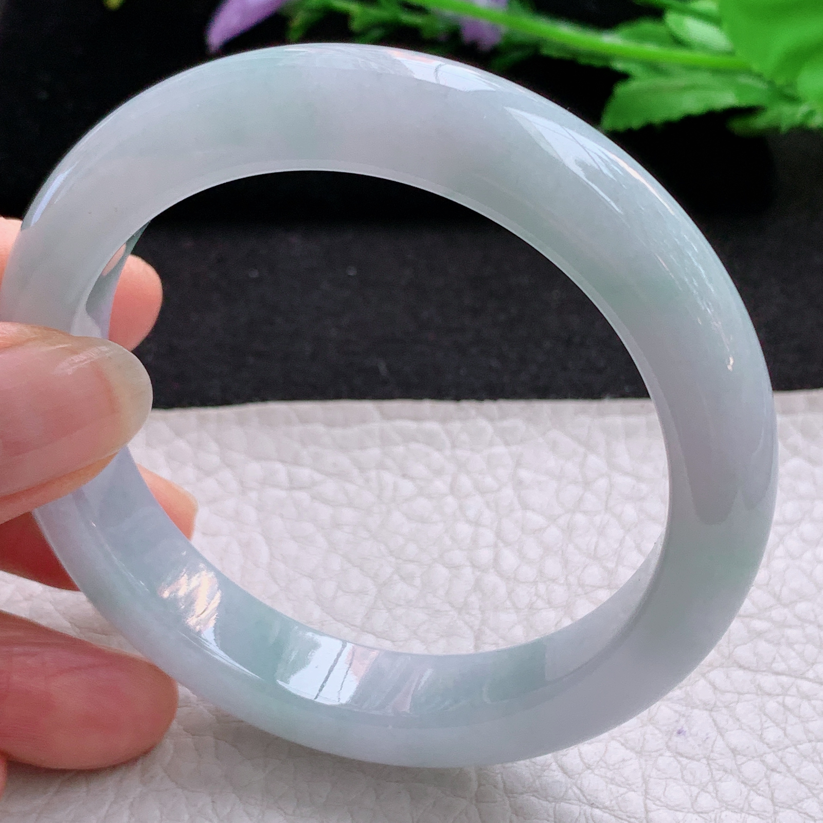 r年轻款55.6*11.6*8.8平安镯 天然缅甸翡翠A货蓝底飘花宽边玉手环