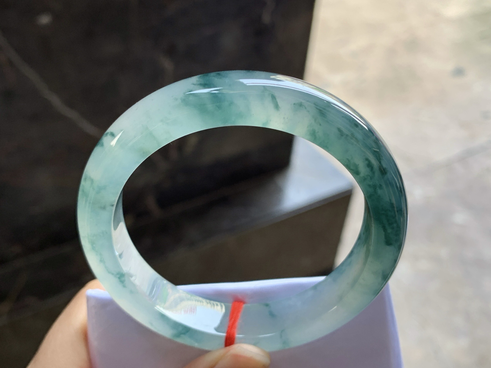 55-12.5-8.5

冰种蓝花手镯^_^飘花浓郁 冰透