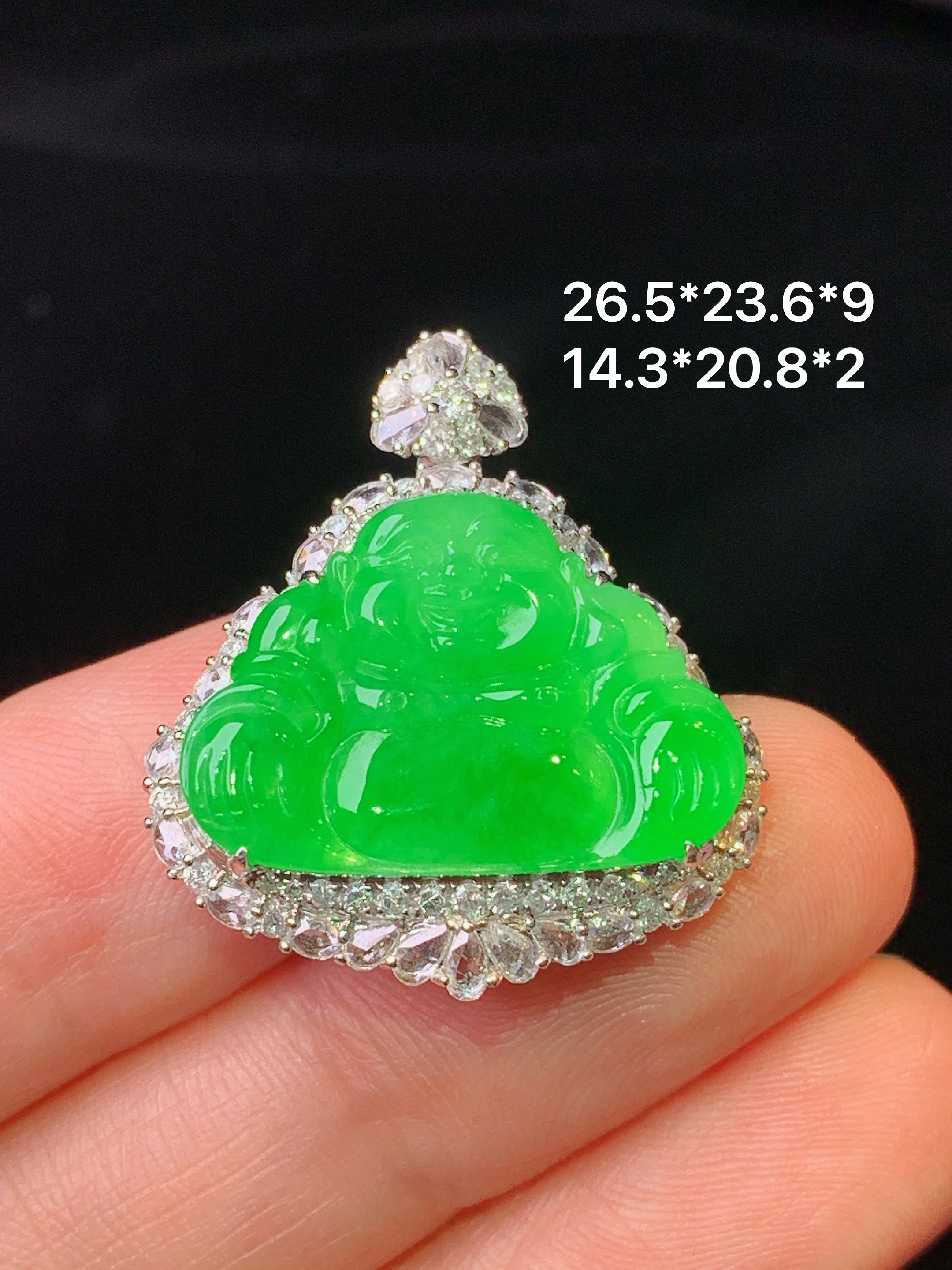 18k金钻镶嵌满绿佛公吊坠 玉质细腻 色泽艳丽清新 水润亮眼 整体尺寸26.5*23.6*9