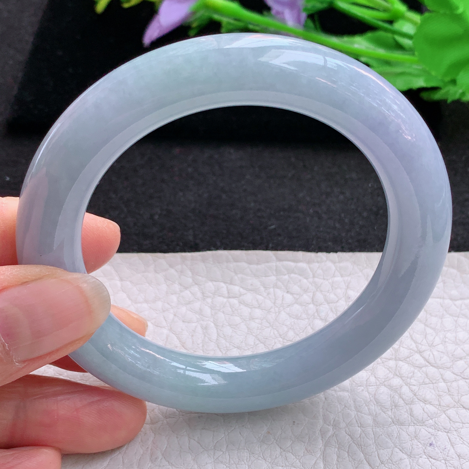 z实拍55*11.2胖圆镯 天然缅甸翡翠A货胶感紫罗兰圆条玉手环