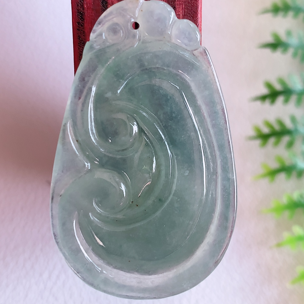 冰吉祥如意翡翠吊坠  寓意“万事如意，吉祥如意,福寿绵长 心想事成”饱满大气，通透水润  W141.5  尺寸：33-20.8-4mm