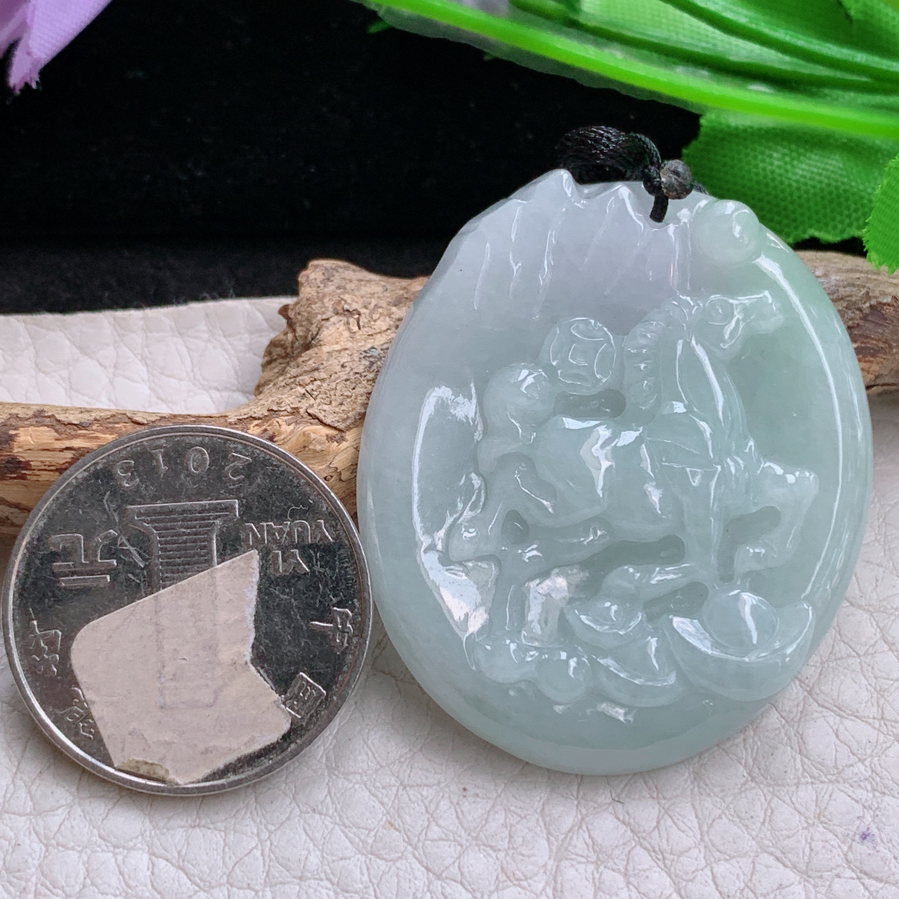 f8实拍42.5*36*5.7缅甸天然翡翠生肖马小吊坠生肖守护神项坠