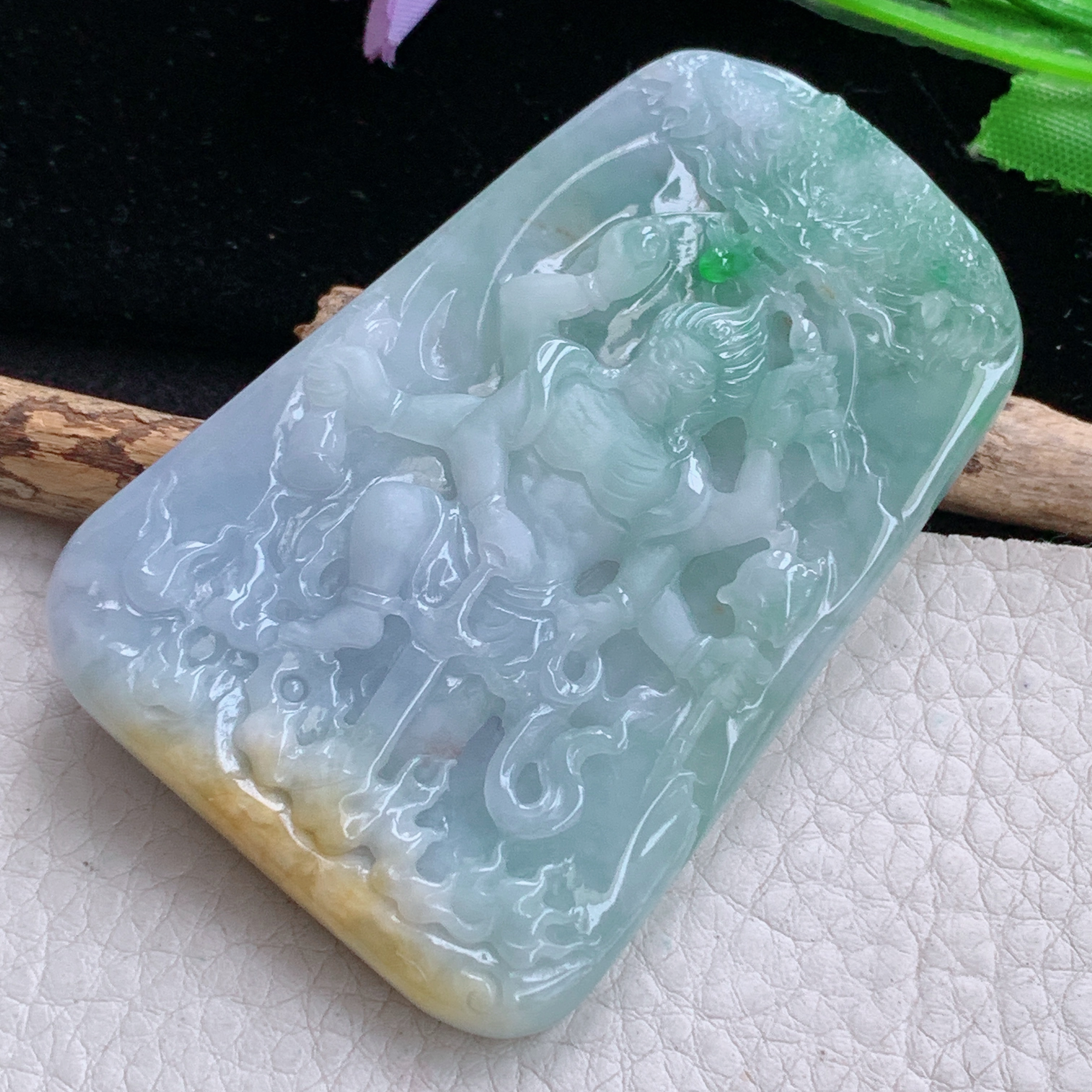 Sx实拍71.5*49.5*7.5缅甸天然翡翠春带彩不动明王吊坠六臂菩萨项坠