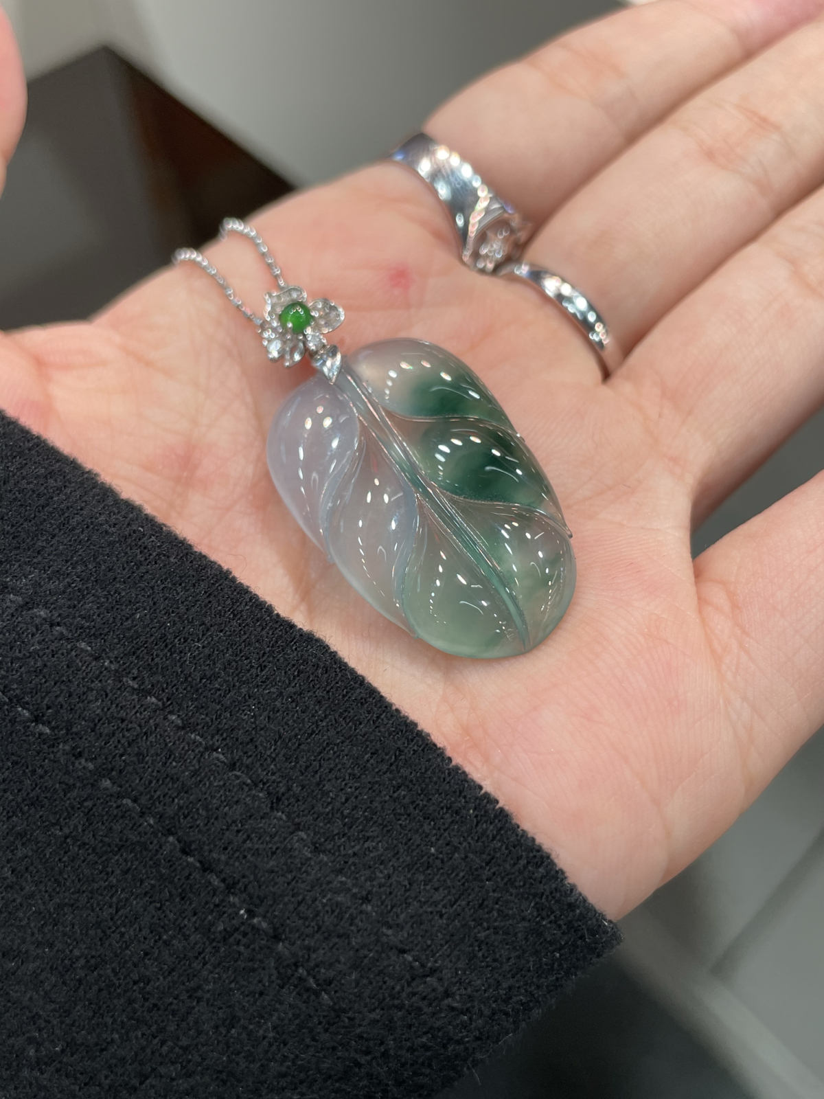 冰晴 飘花 叶子吊坠

18k金扣头