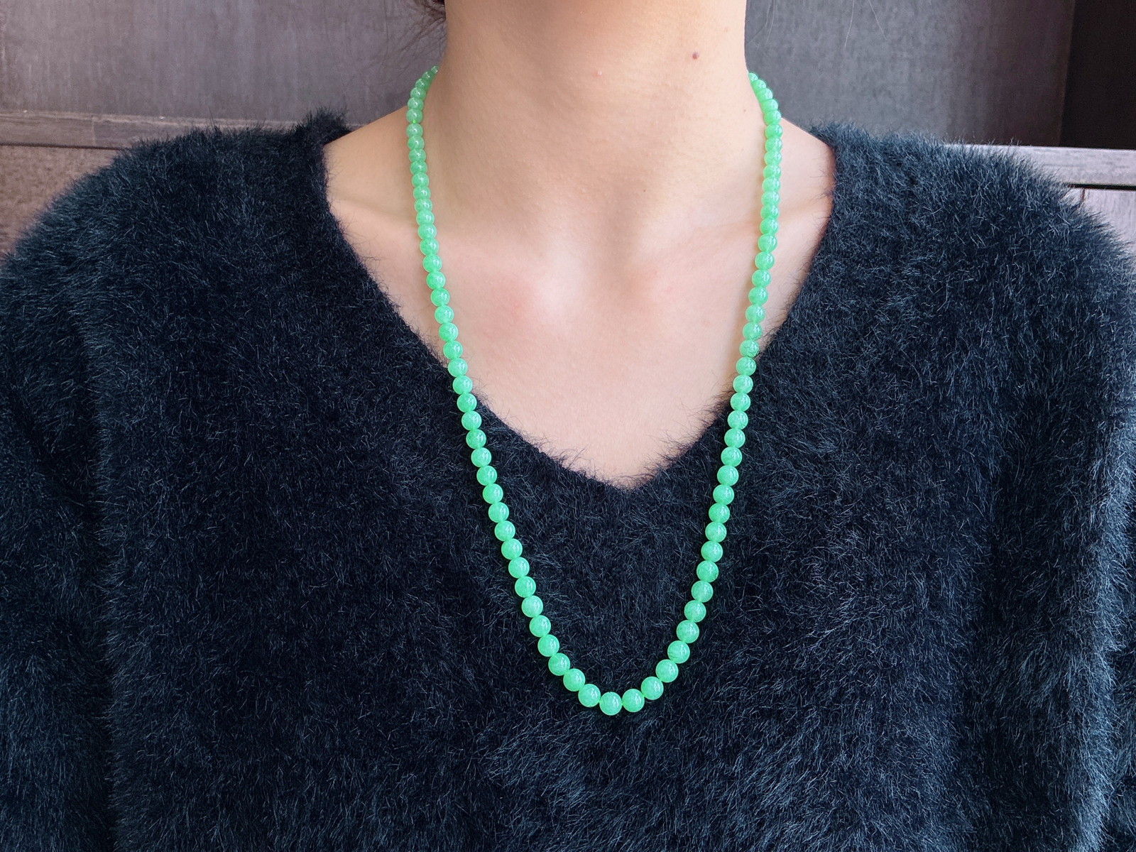 【珠子】冰甜绿珠链圆珠子珠链
【说明】缅料 性价比高  
【尺寸】5-6.2mm，30cm
【重量】36.4克