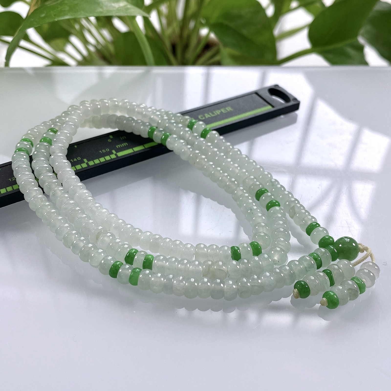 缅甸天然翡翠A货，冰种双彩算盘珠项链手链，尺寸：5.5/3mm，长度730mm，重量：43.19g