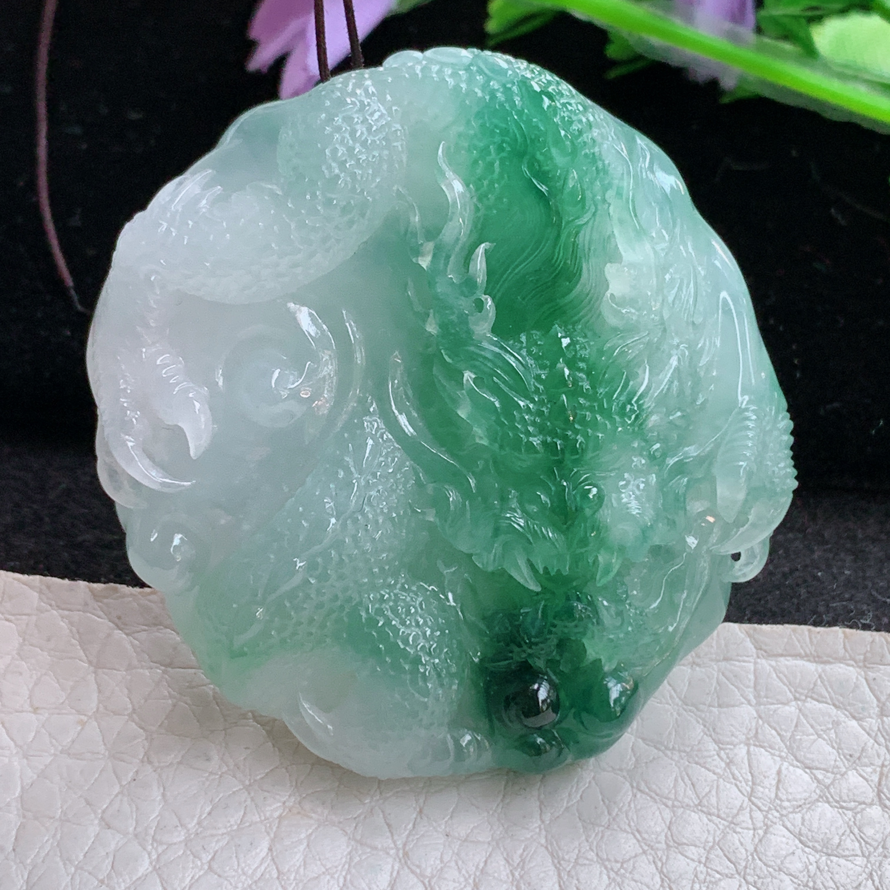 Sx实拍49.5*48*11.3缅甸天然翡翠冰飘绿花望精雕龙牌吊坠男款龙牌项坠