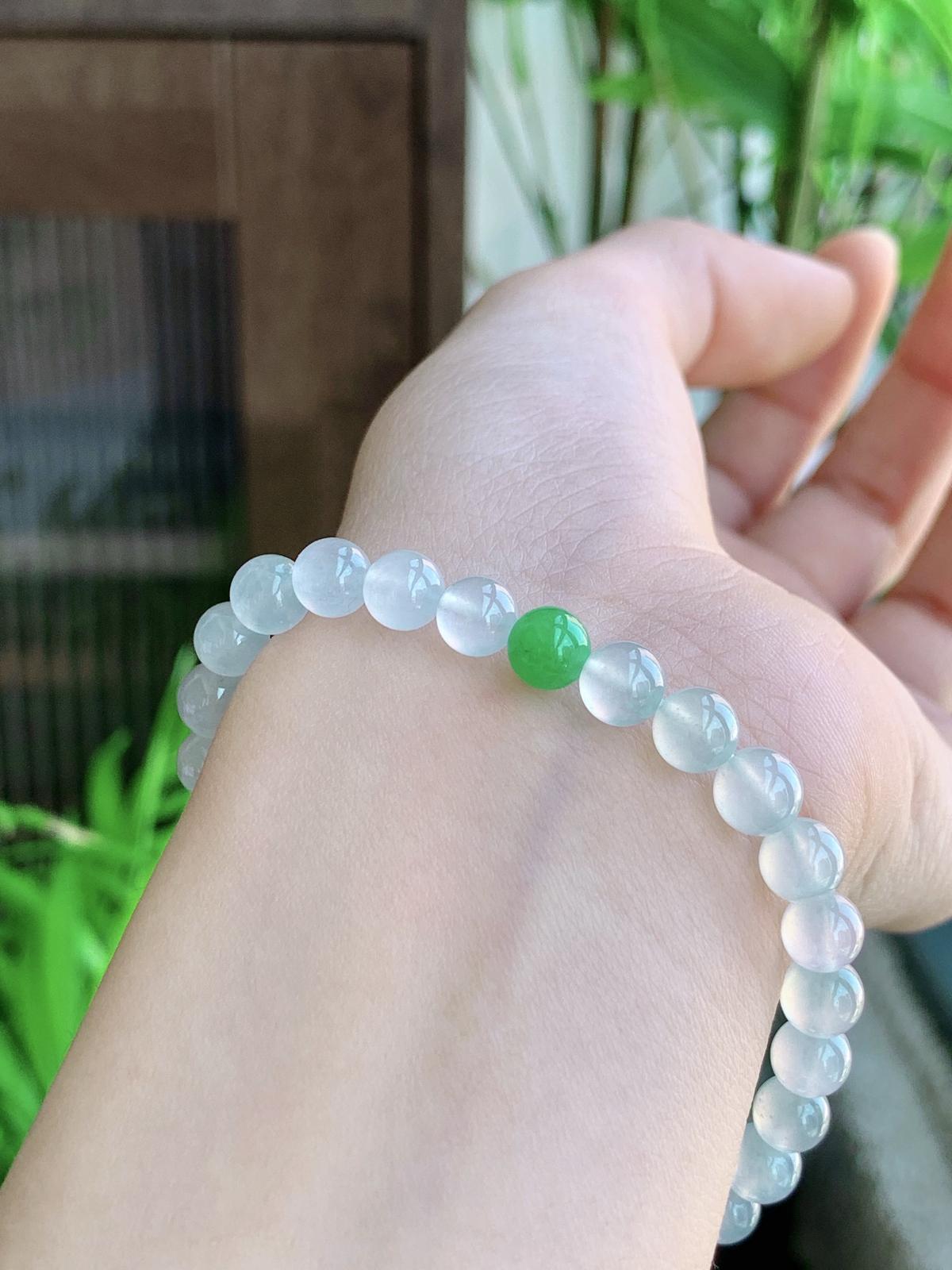 【珠子】冰手串圆珠子手串
【说明】缅料 性价比高  
【尺寸】6mm
【重量】12克