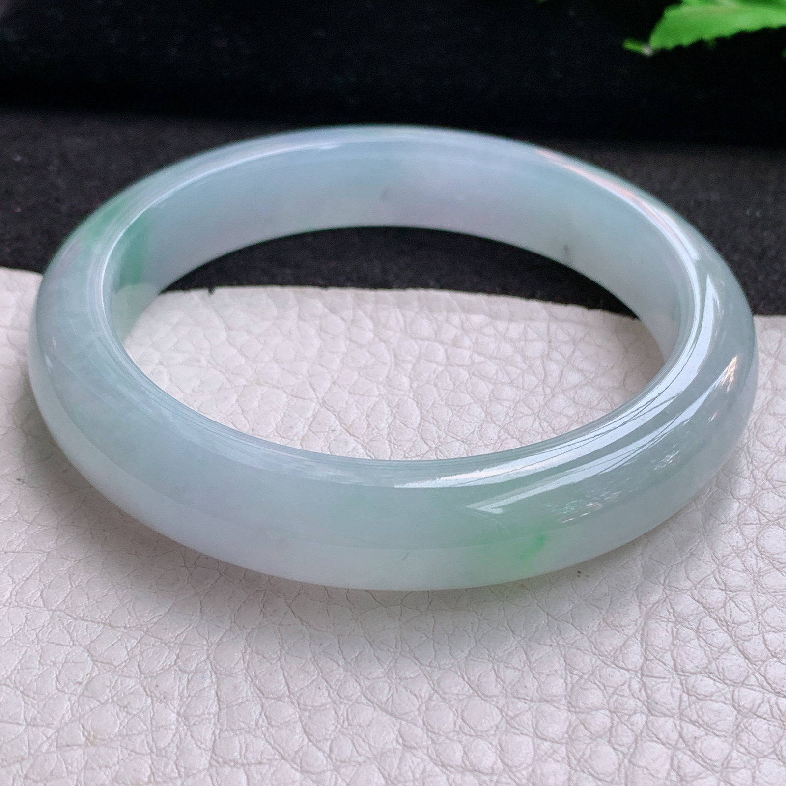 xo实拍58*12*8.5平安镯 天然缅甸翡翠A货清爽高雅宽边玉手环