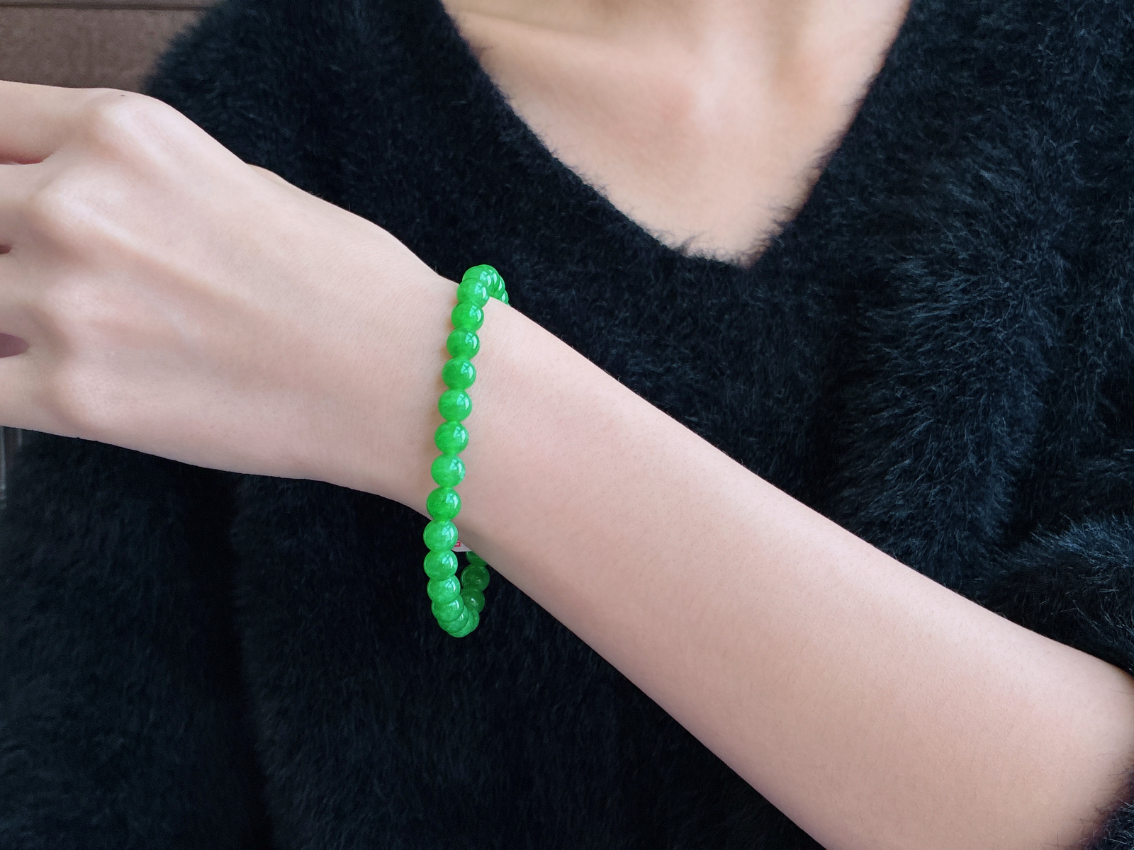 【珠子】冰阳绿手串满绿圆珠子手串
【说明】缅料 性价比高  
【尺寸】6.2mm
【重量】13.5克